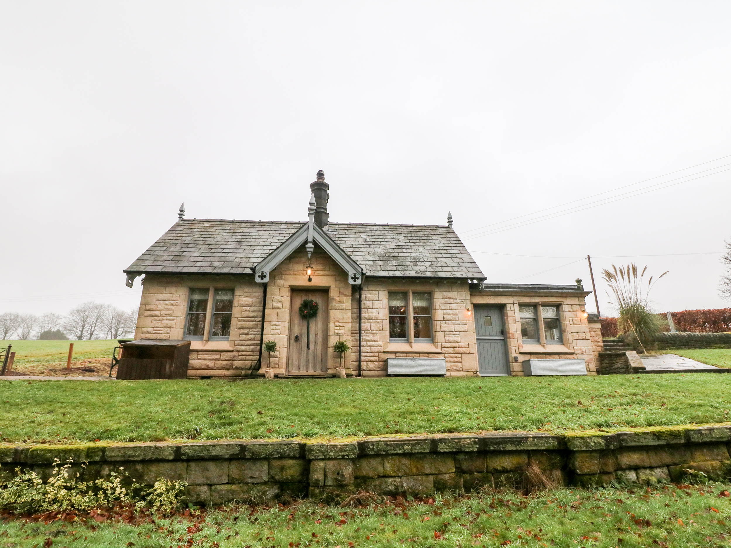 Butlers Lodge, Mayfield, Ashbourne Alpha Holiday Lettings