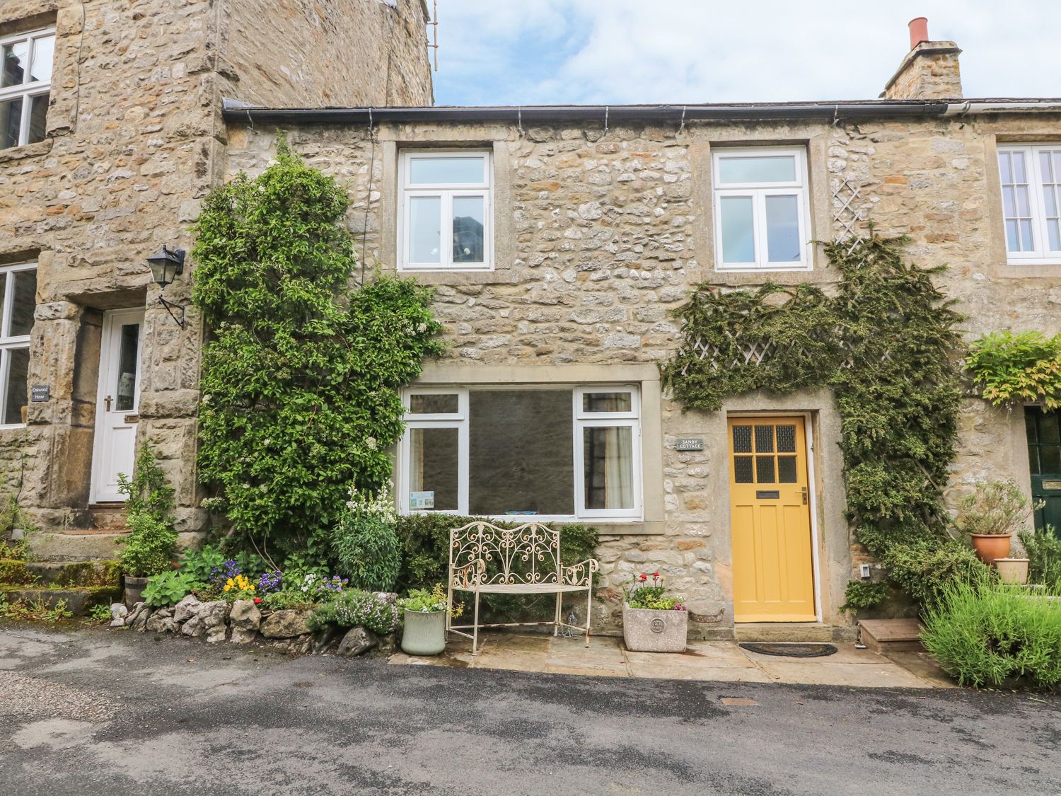 Sandy Cottage Linton England Alpha Holiday Lettings