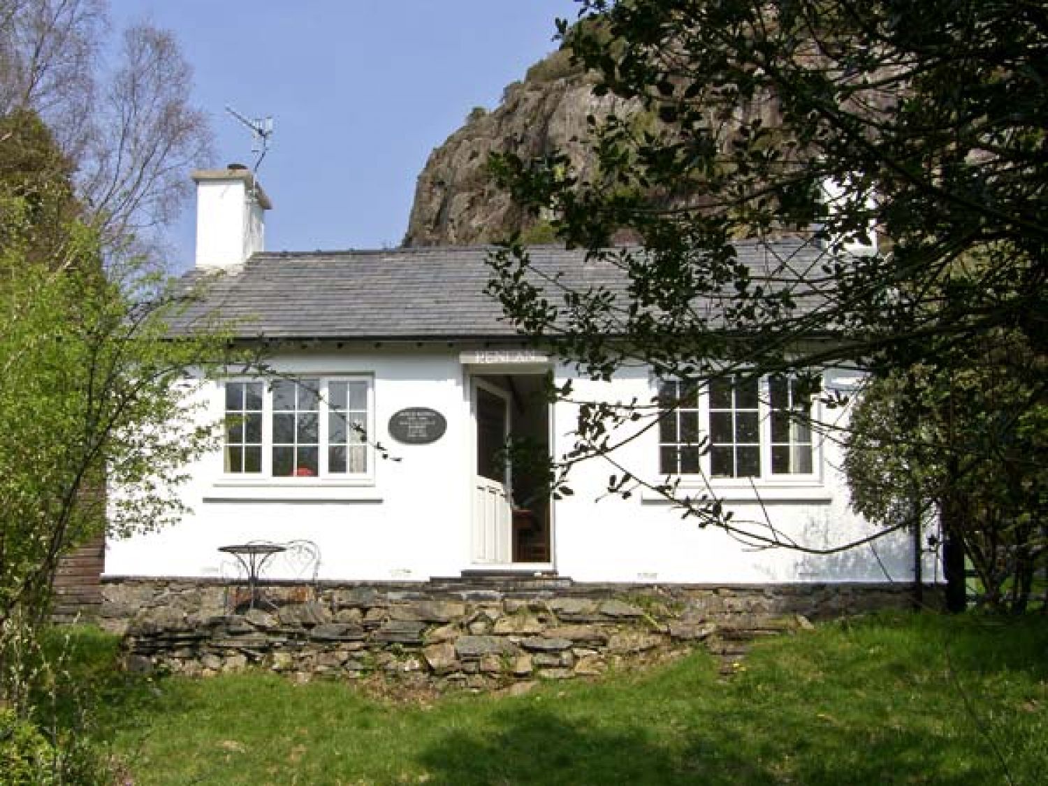 Penlan Nant Gwynant Wales Alpha Holiday Lettings