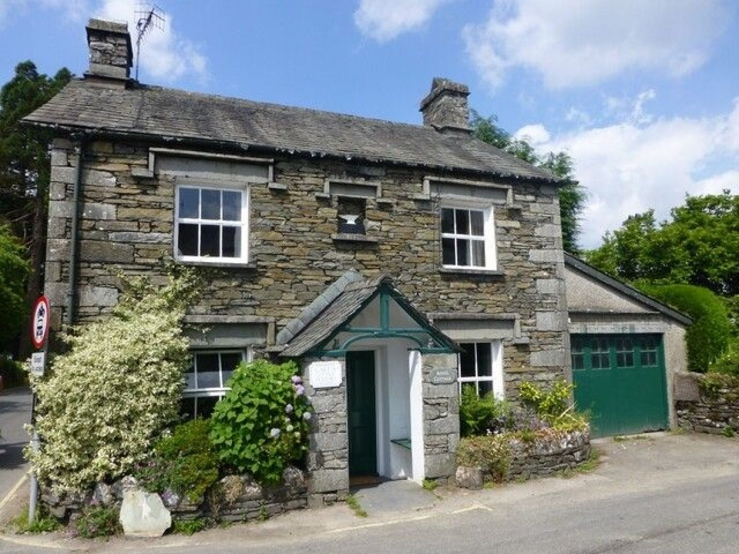 Anvil Cottage Near Sawrey England Alpha Holiday Lettings