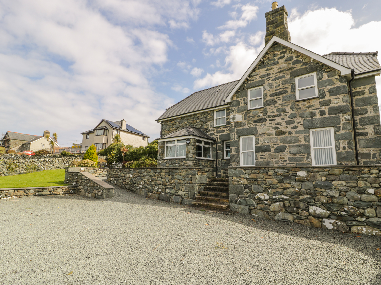 Holiday Cottages In Wales Dog Friendly Alpha Holiday Lettings