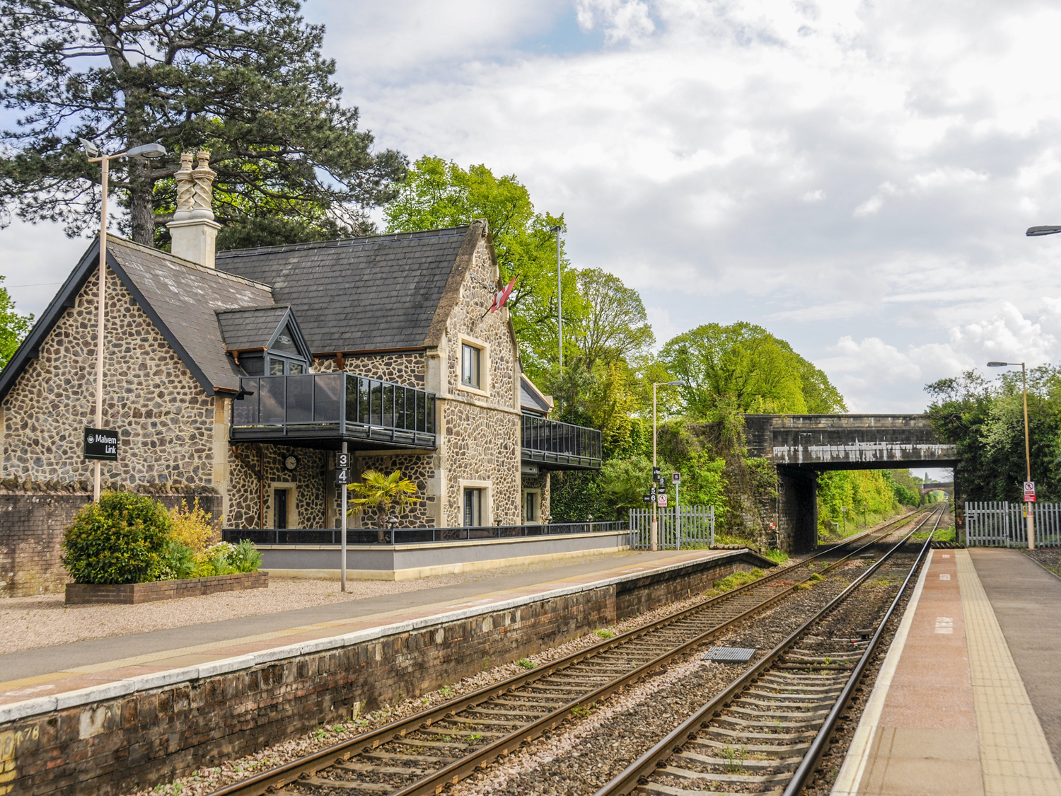 Platform 3, Malvern