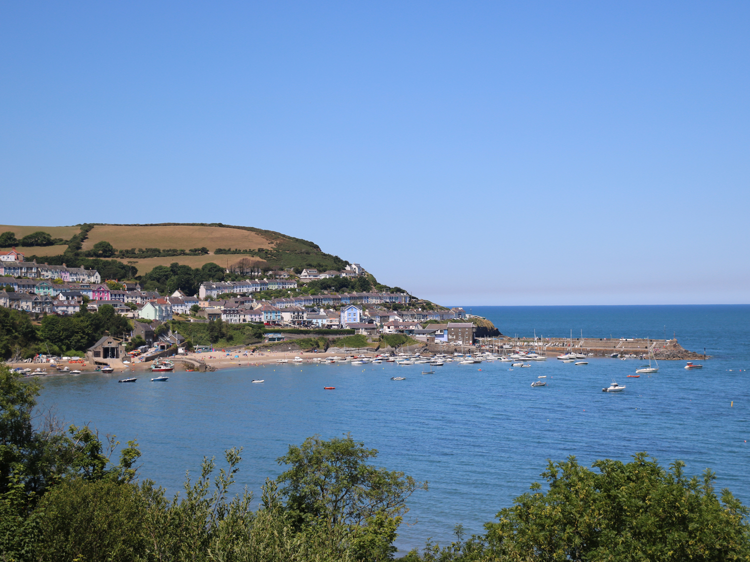 Towyn Hall, New Quay Dog Friendly Holiday Cottage in Mid Wales
