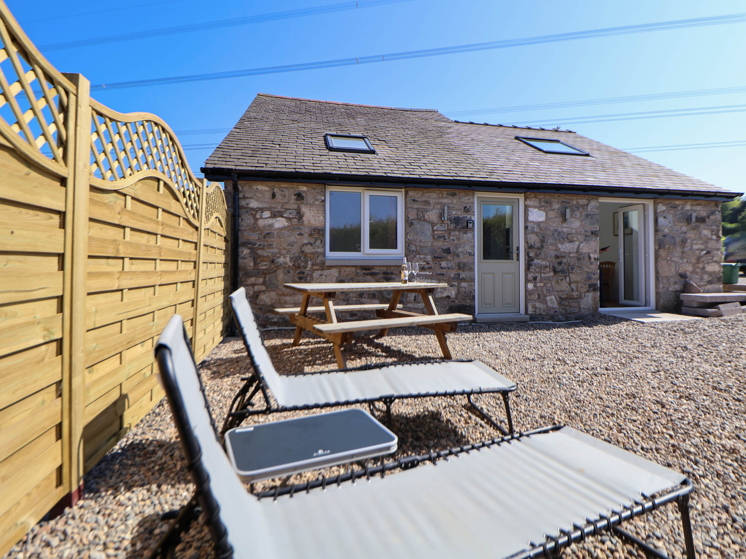 2 bedroom Cottage for rent in Holywell
