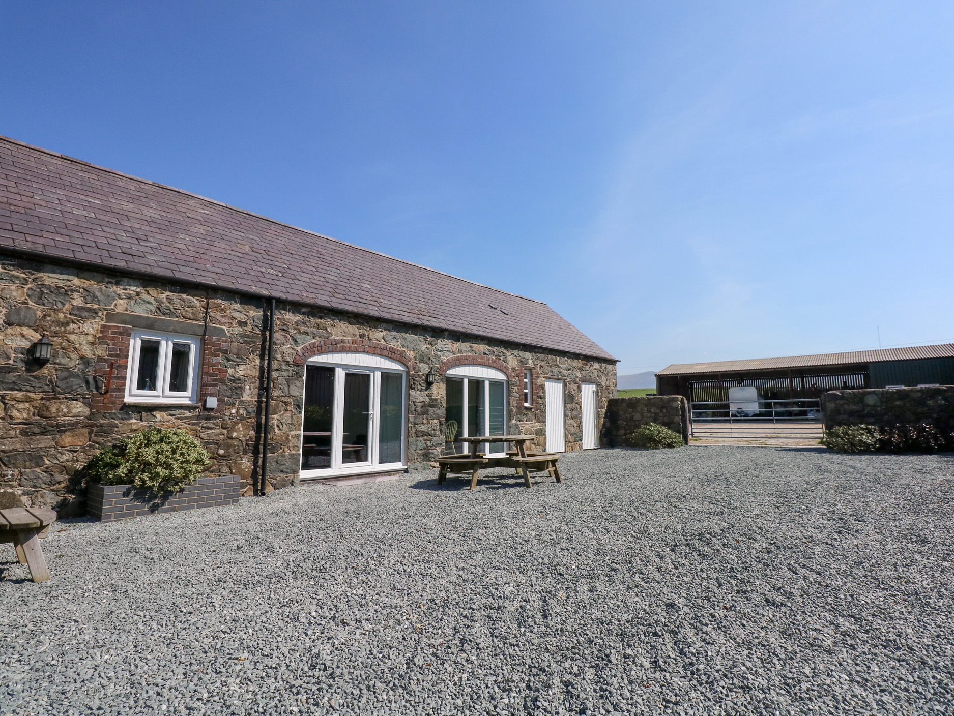 3 bedroom Cottage for rent in Penygroes