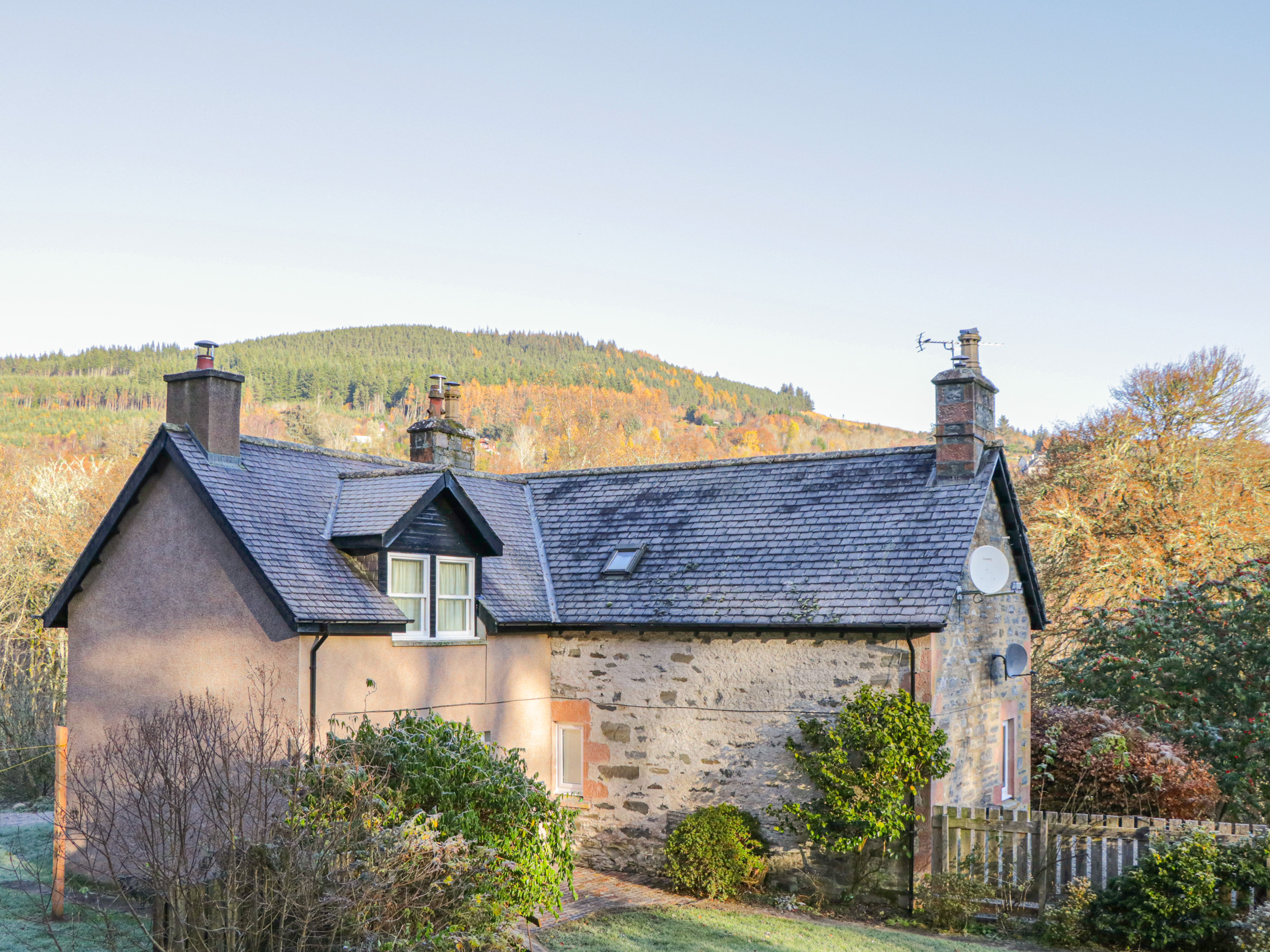 Dower House, Strathpeffer Dog Friendly Holiday Cottage in Cairngorms