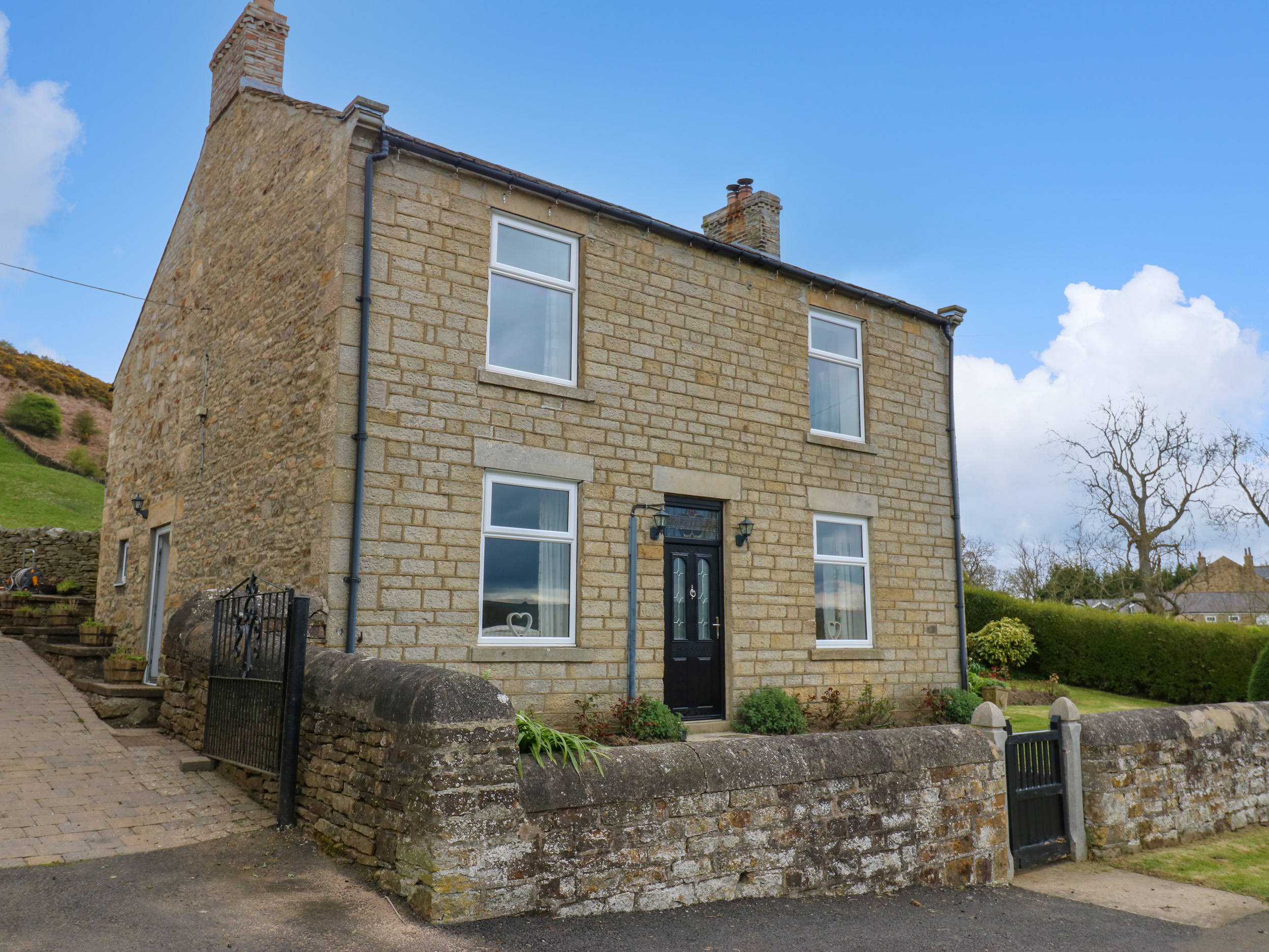 3 bedroom Cottage for rent in Durham