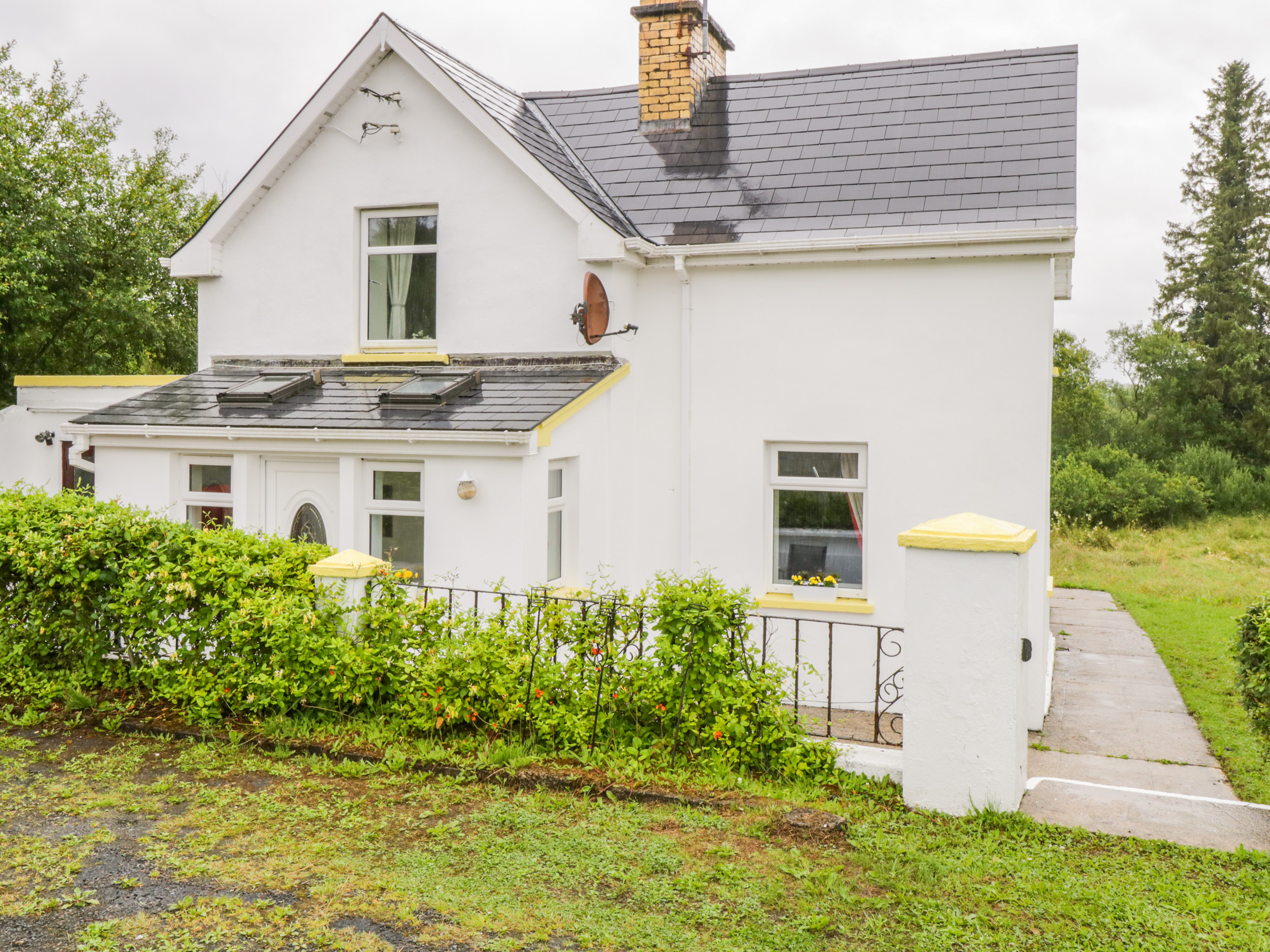 Buttercup Cottage, Ballinamore, County Leitrim County Leitrim Ireland Cottages For Couples