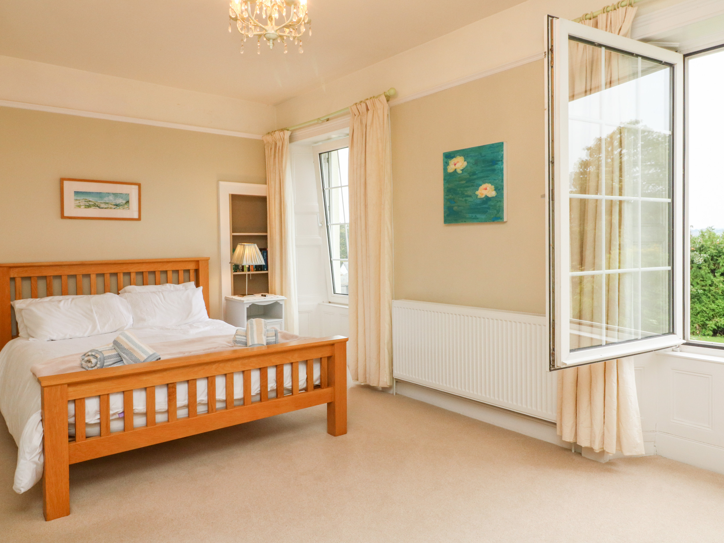 The Old Manor House, Lifton Dog Friendly Holiday Cottage in Devon