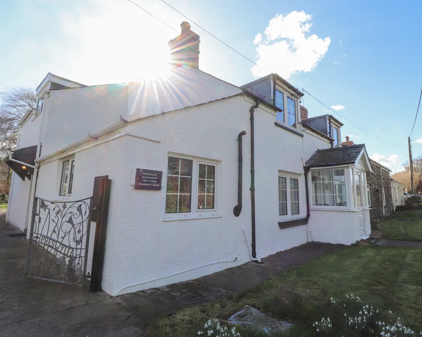 3 bedroom Cottage for rent in Newport