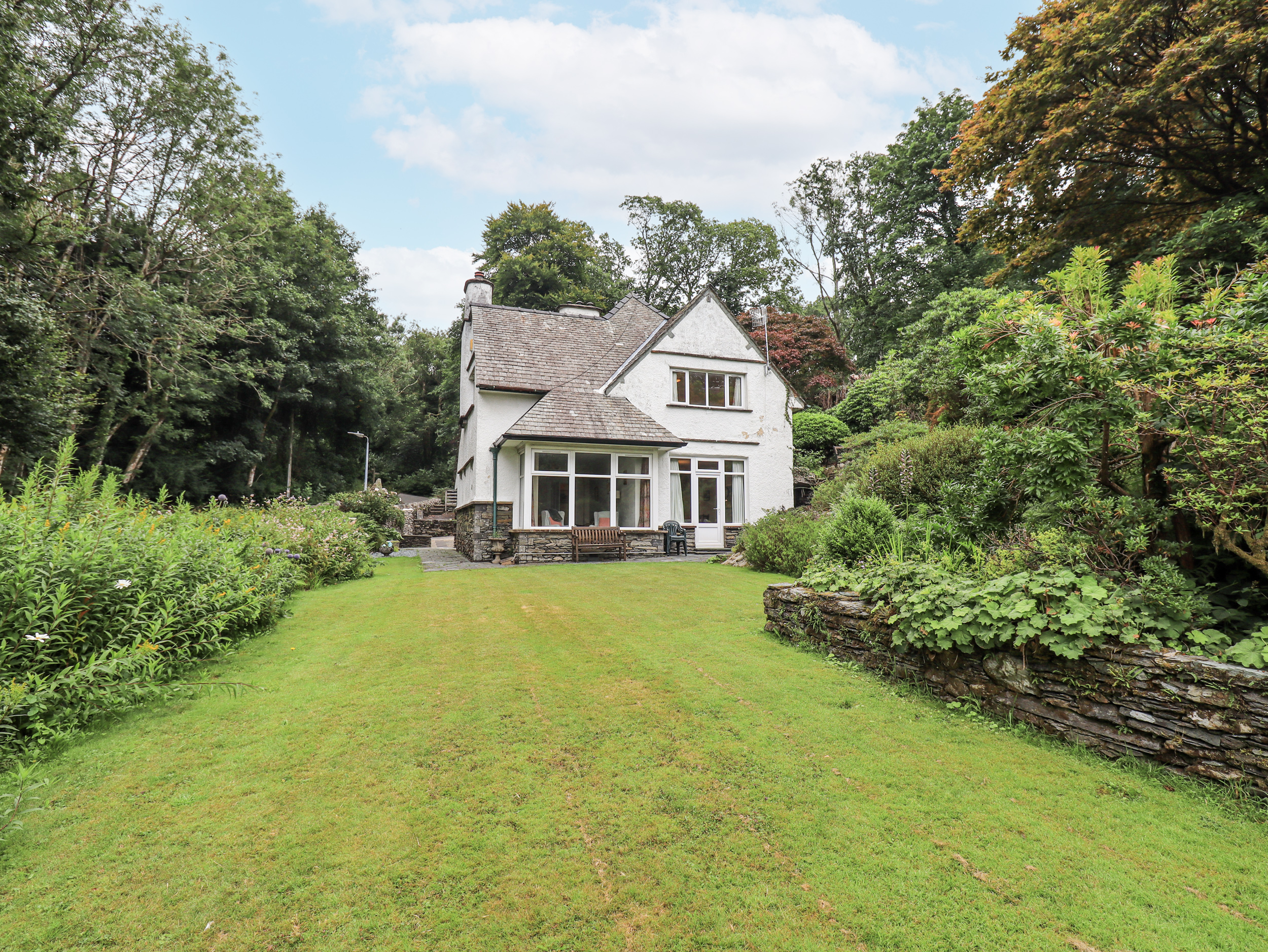 4 bedroom Cottage for rent in Bowness