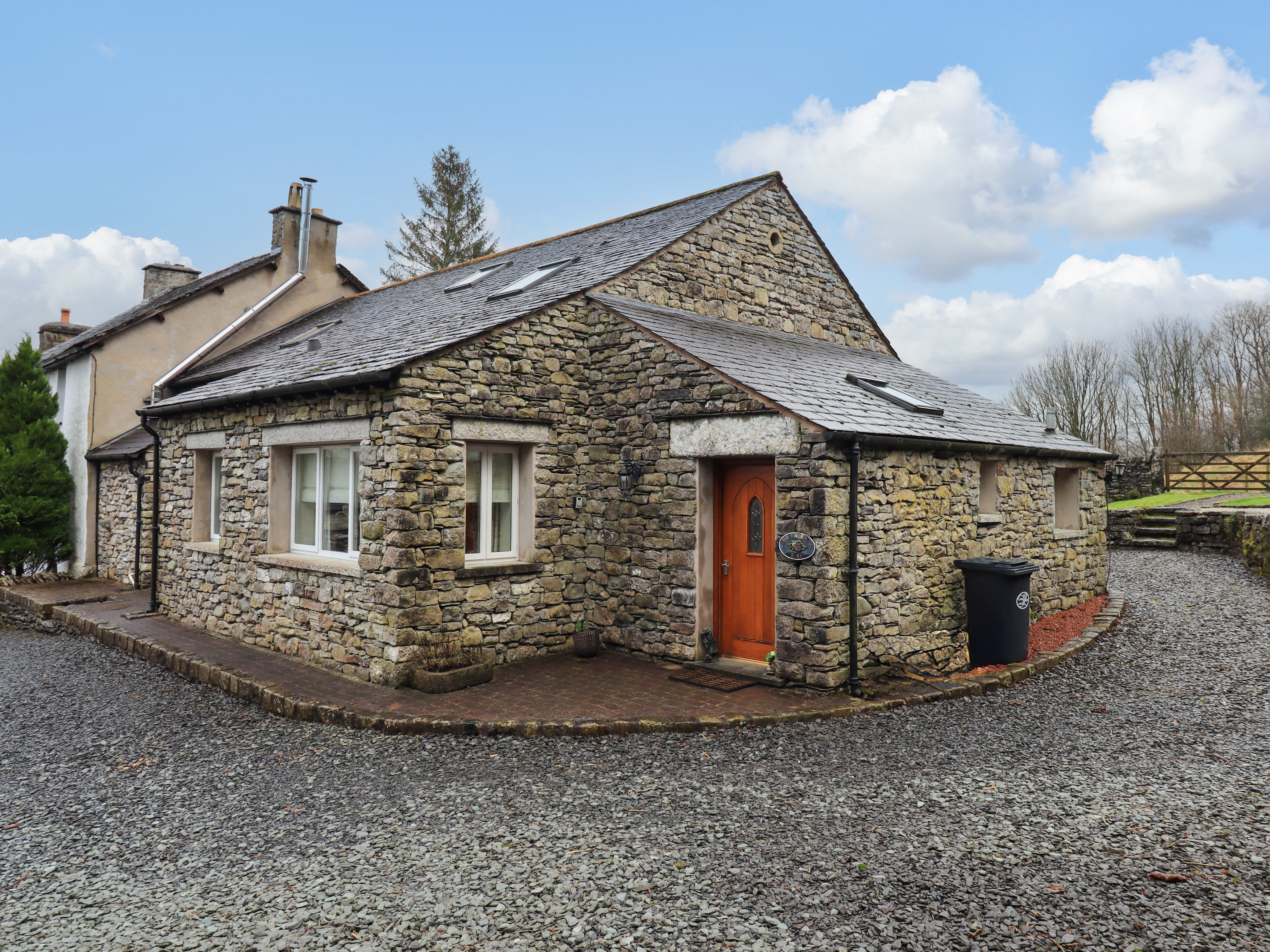 2 bedroom Cottage for rent in Bowness