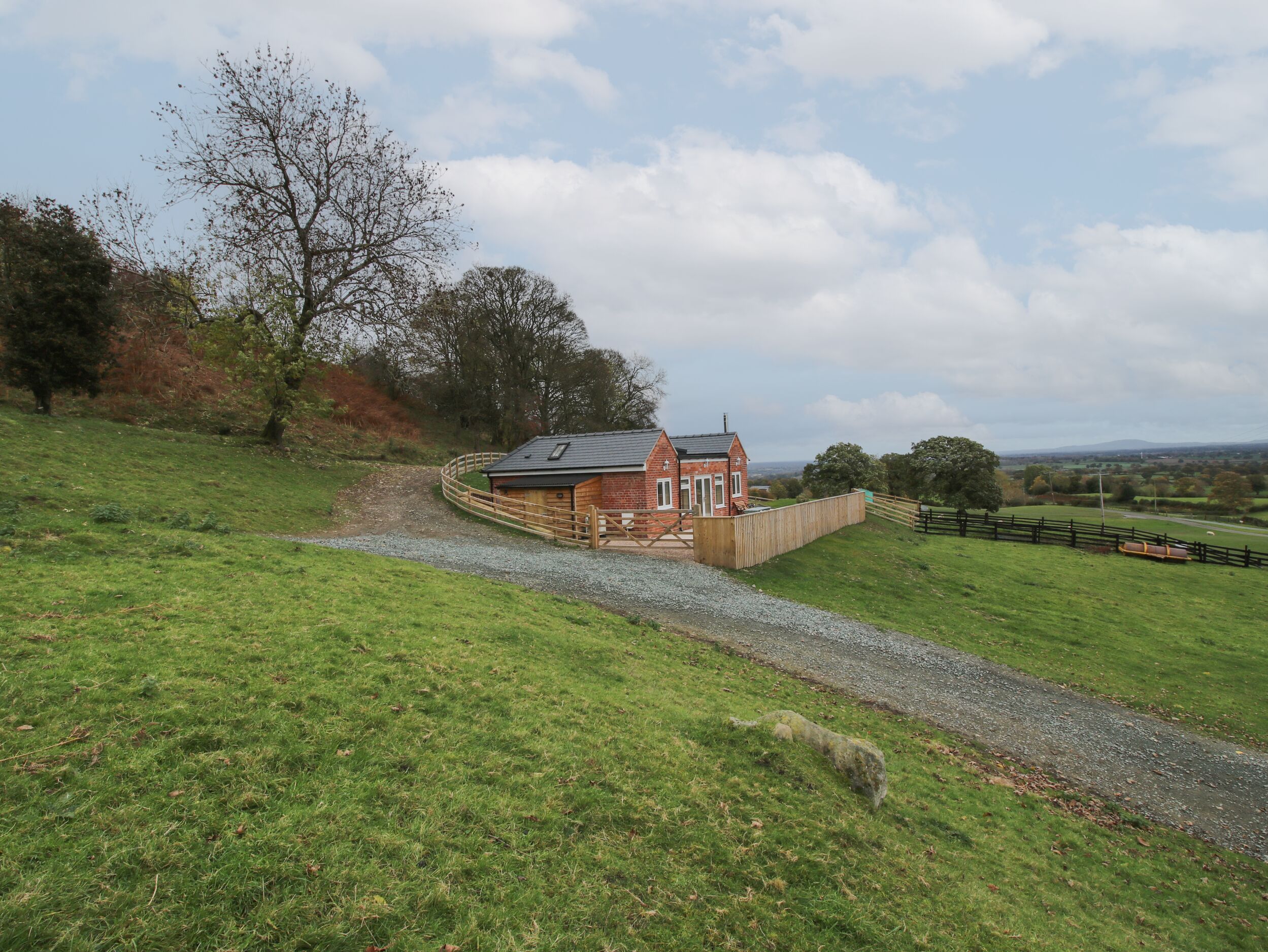 Border View Lodge, Llandrinio