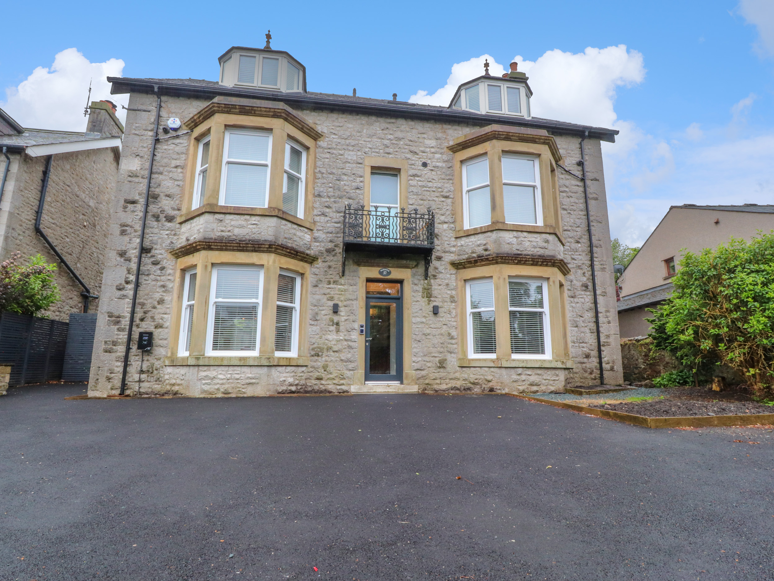6 bedroom Cottage for rent in Ingleton