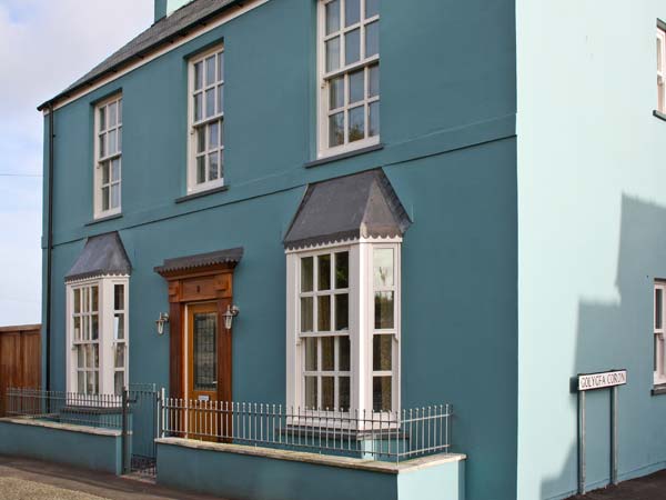 Crown Cottage,Tenby