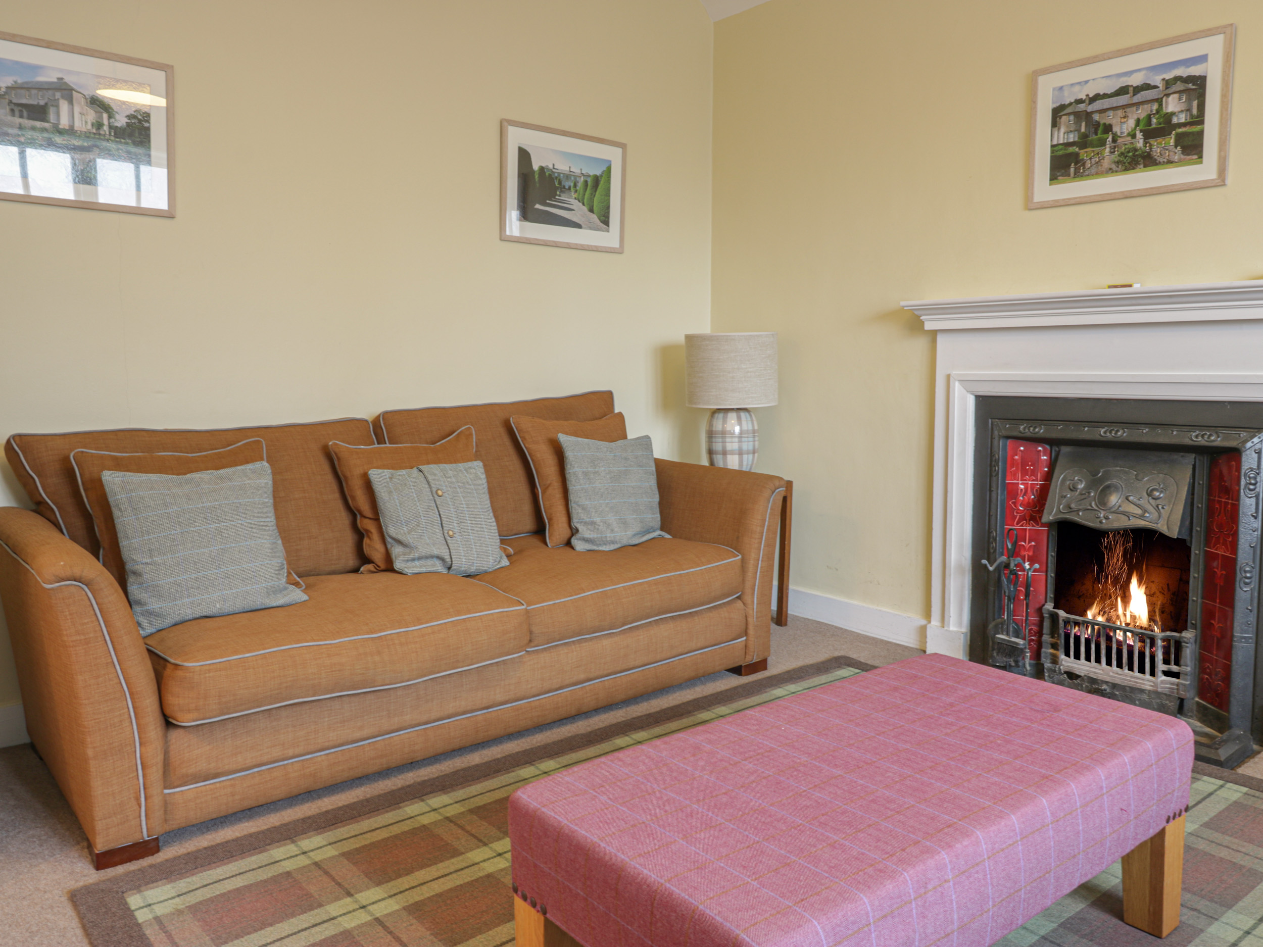West Cottage Tarvit, Cupar, Fife Dog Friendly Holiday Cottage in
