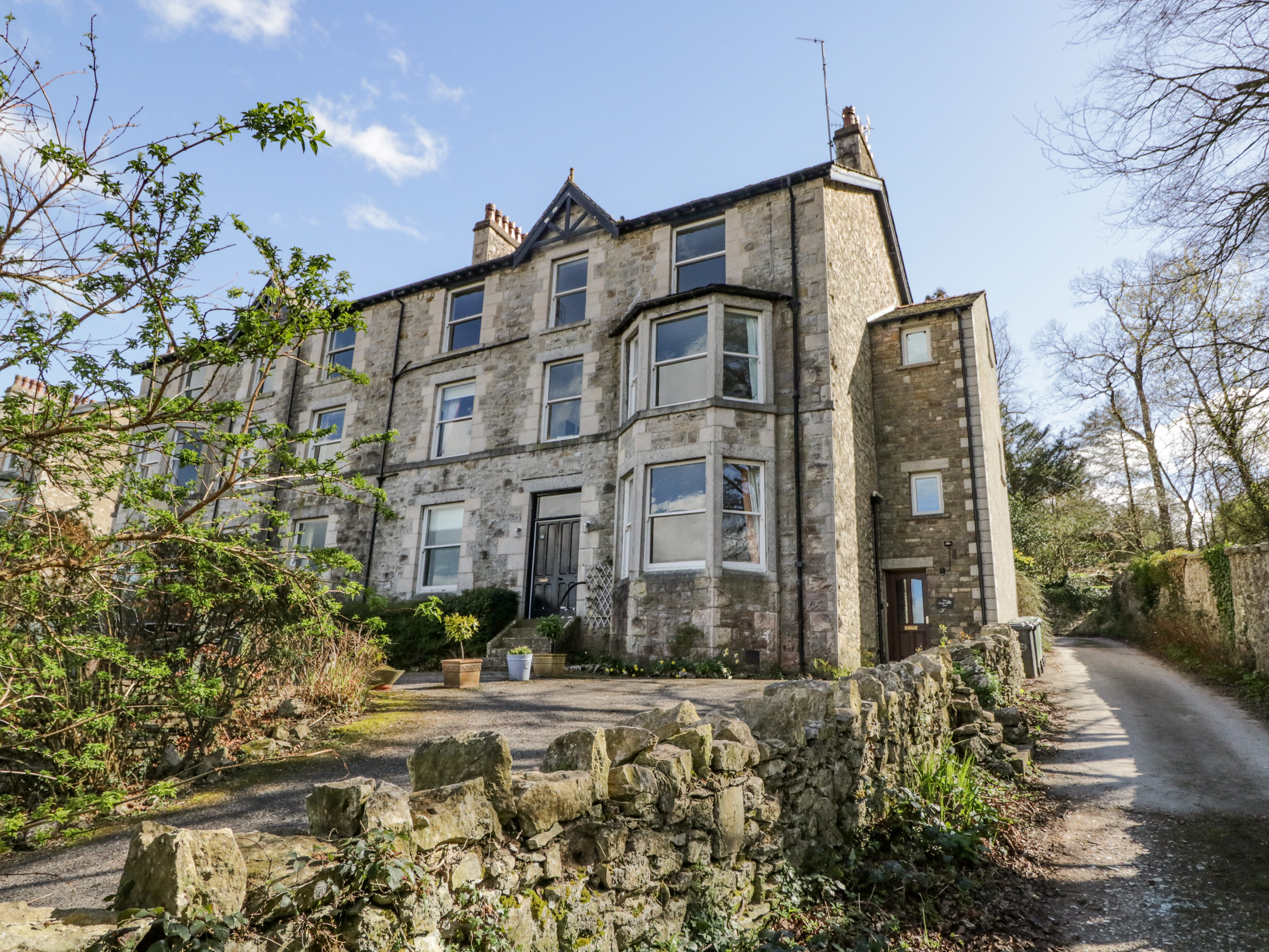 3 bedroom Cottage for rent in Arnside