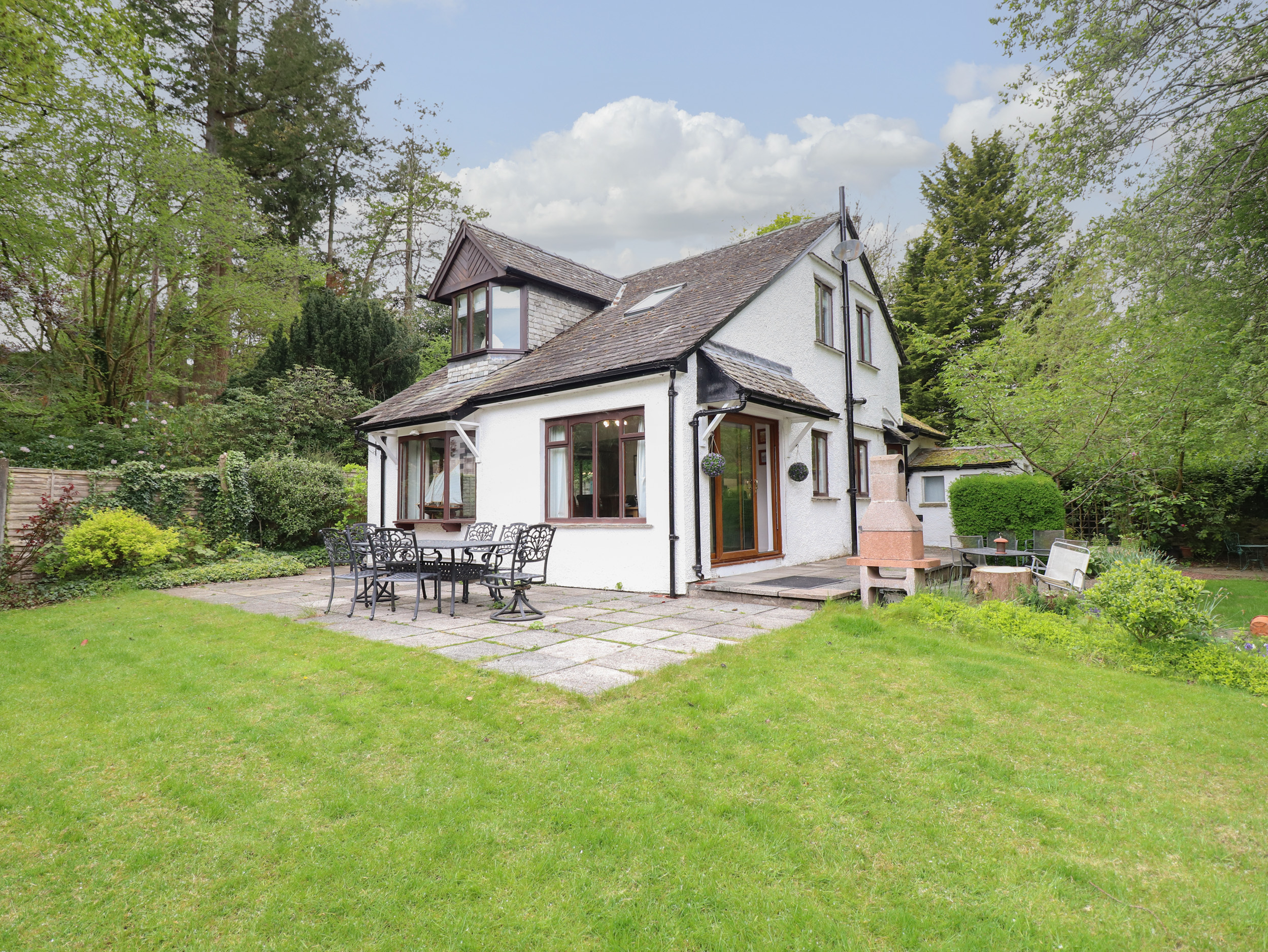 4 bedroom Cottage for rent in Bowness