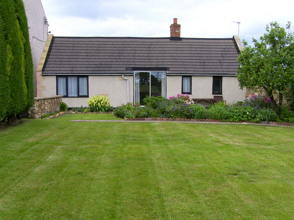 Swallows Cottage,Amble