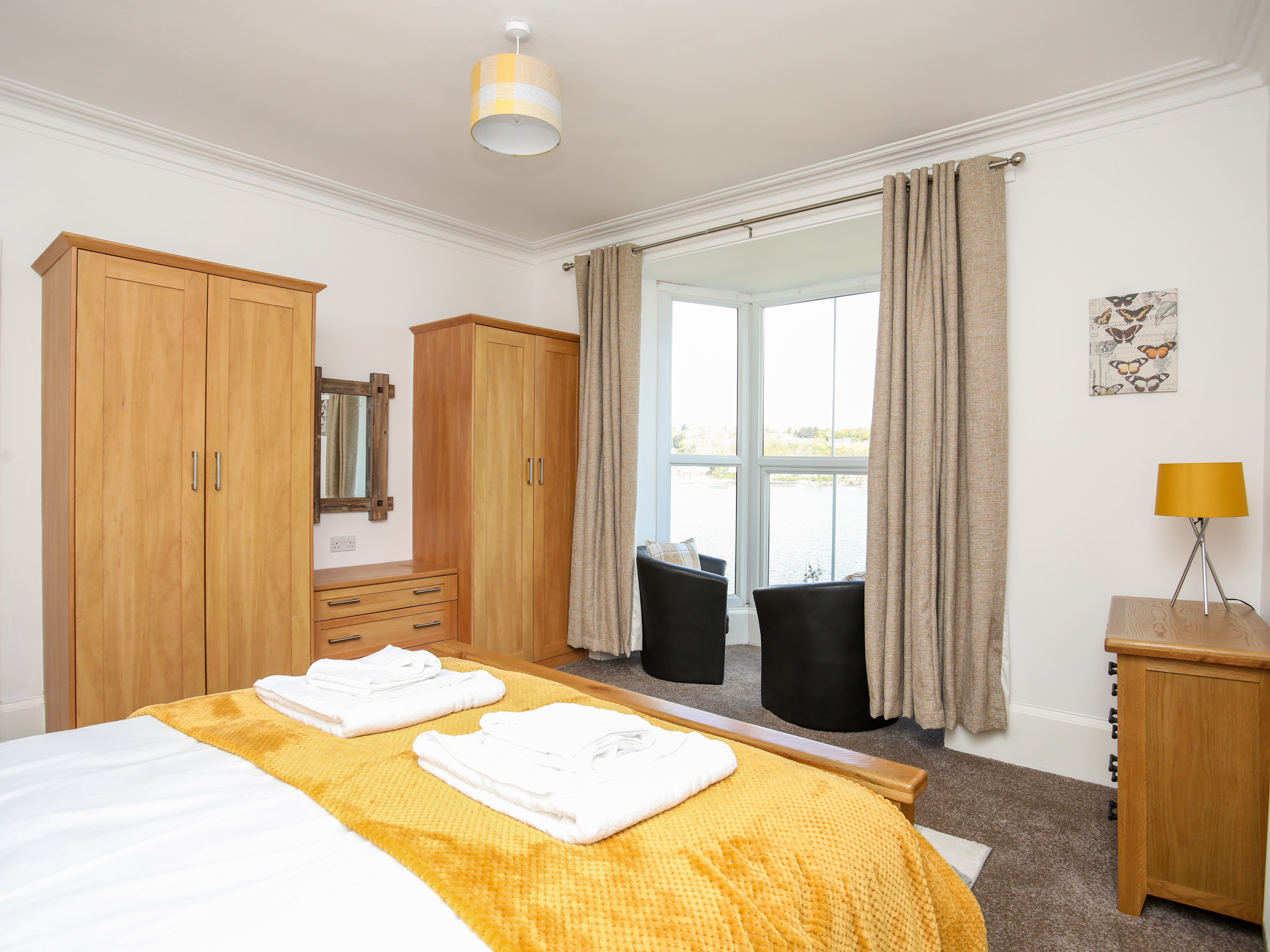 Pier View, 1 Garth Terrace, Bangor Dog Friendly Holiday Cottage in