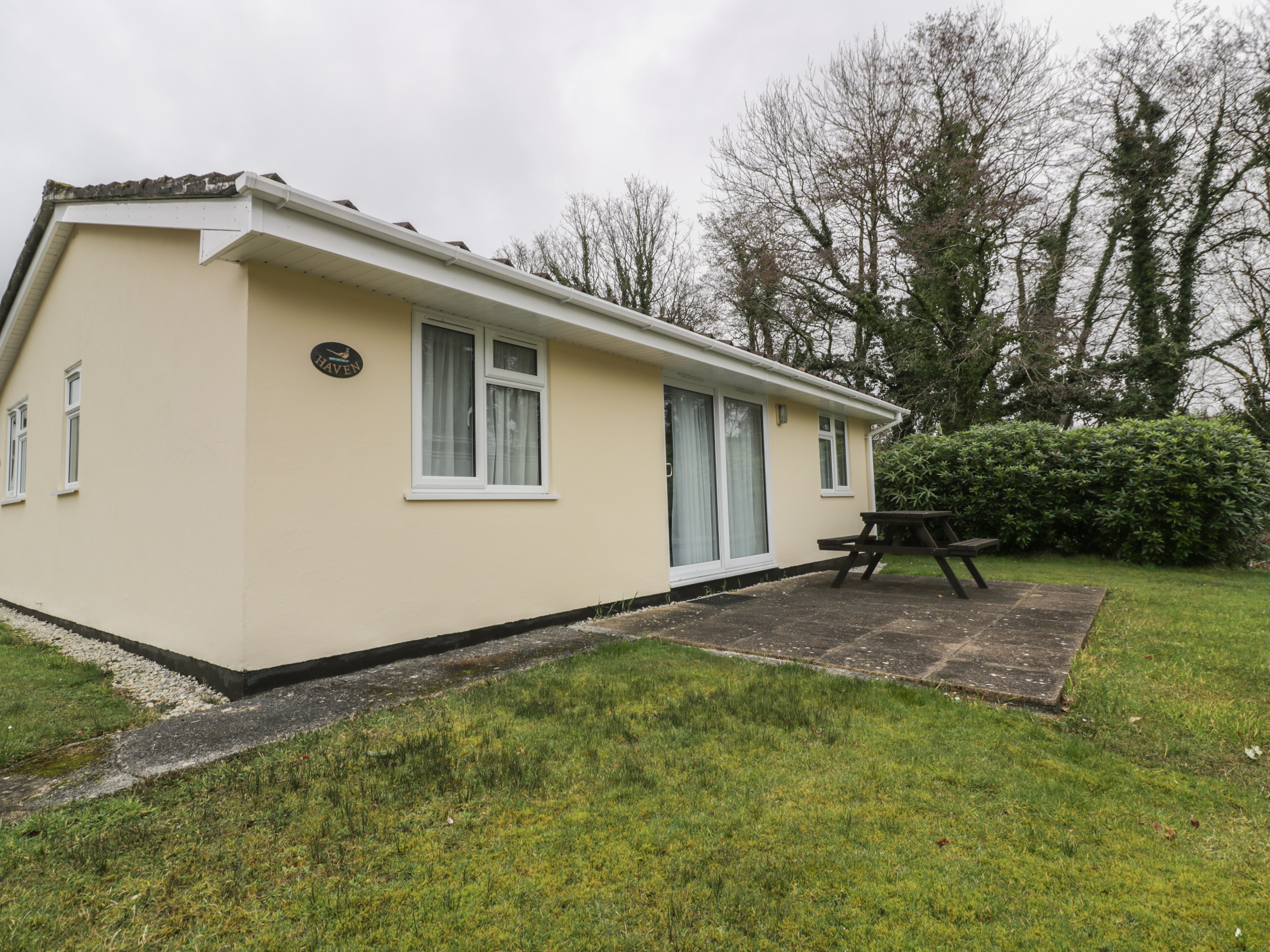 Haven Dog Friendly Holiday Cottage in Liskeard Cornwall England