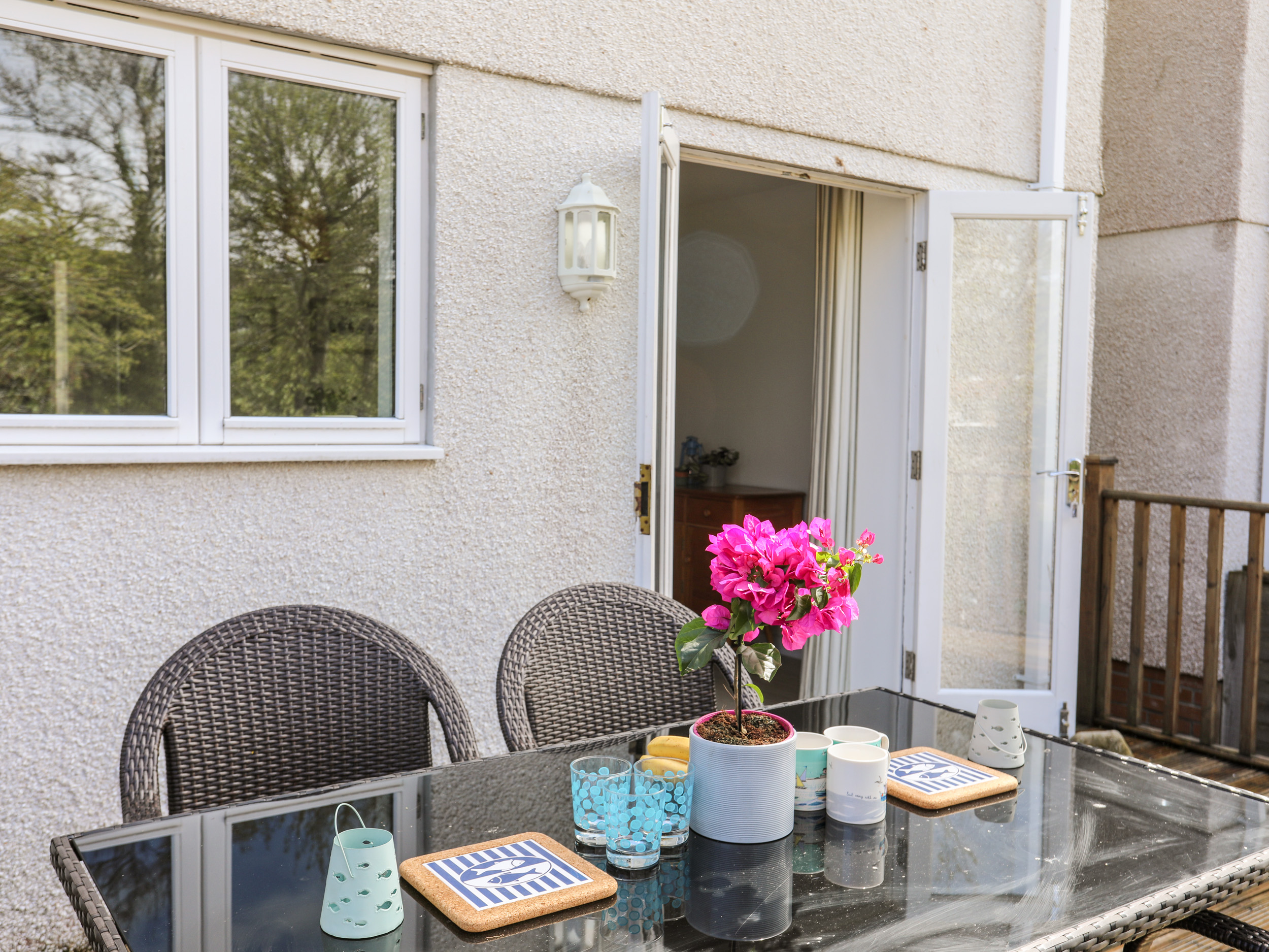 Gwel Yr Afon Dog Friendly Holiday Cottage in Moelfre Anglesey Wales