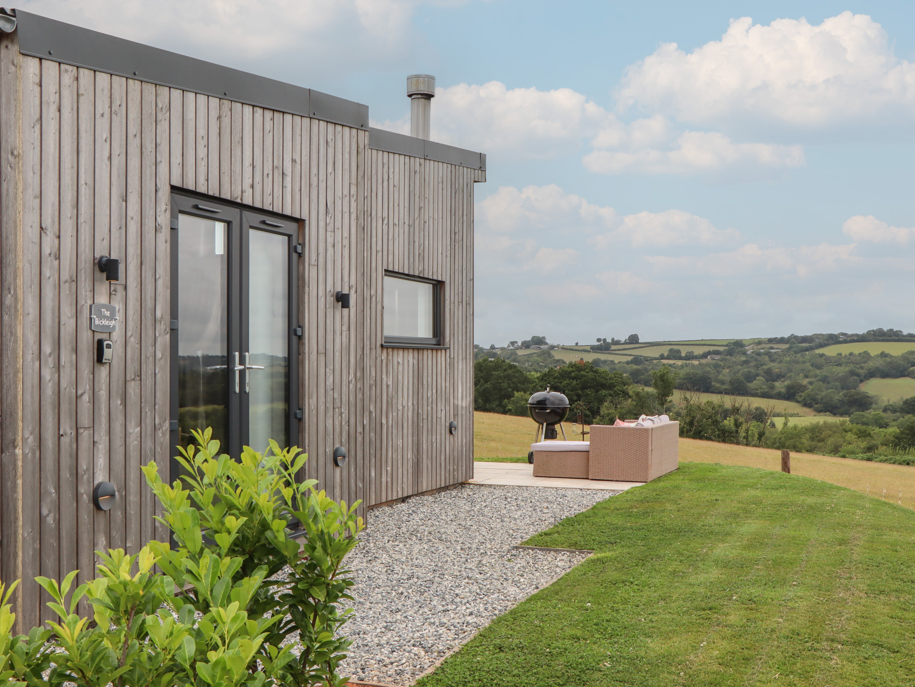 1 bedroom Cottage for rent in Tiverton