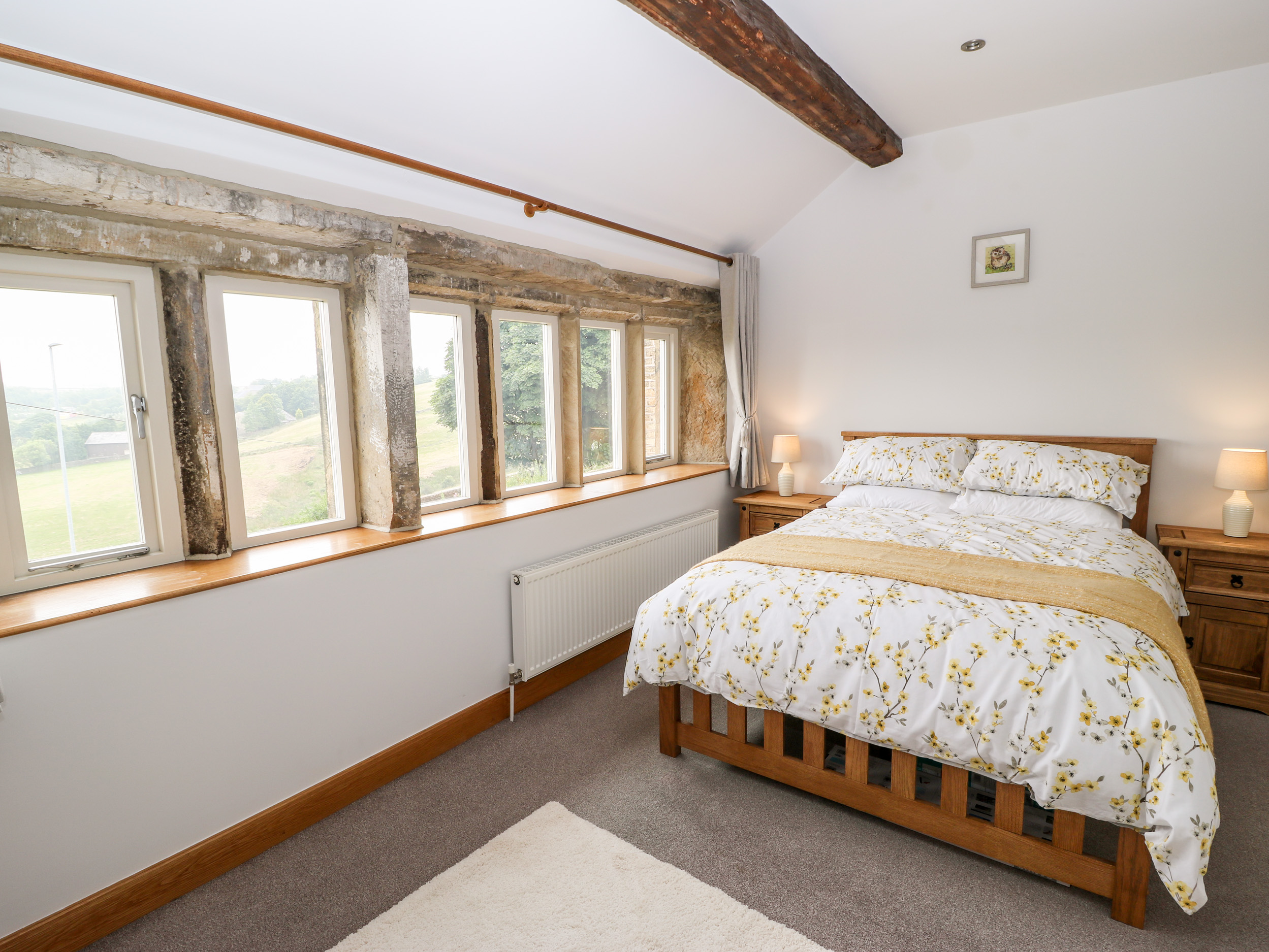 Upper House Farm Cottage (Saddleworth), Delph Dog Friendly Holiday