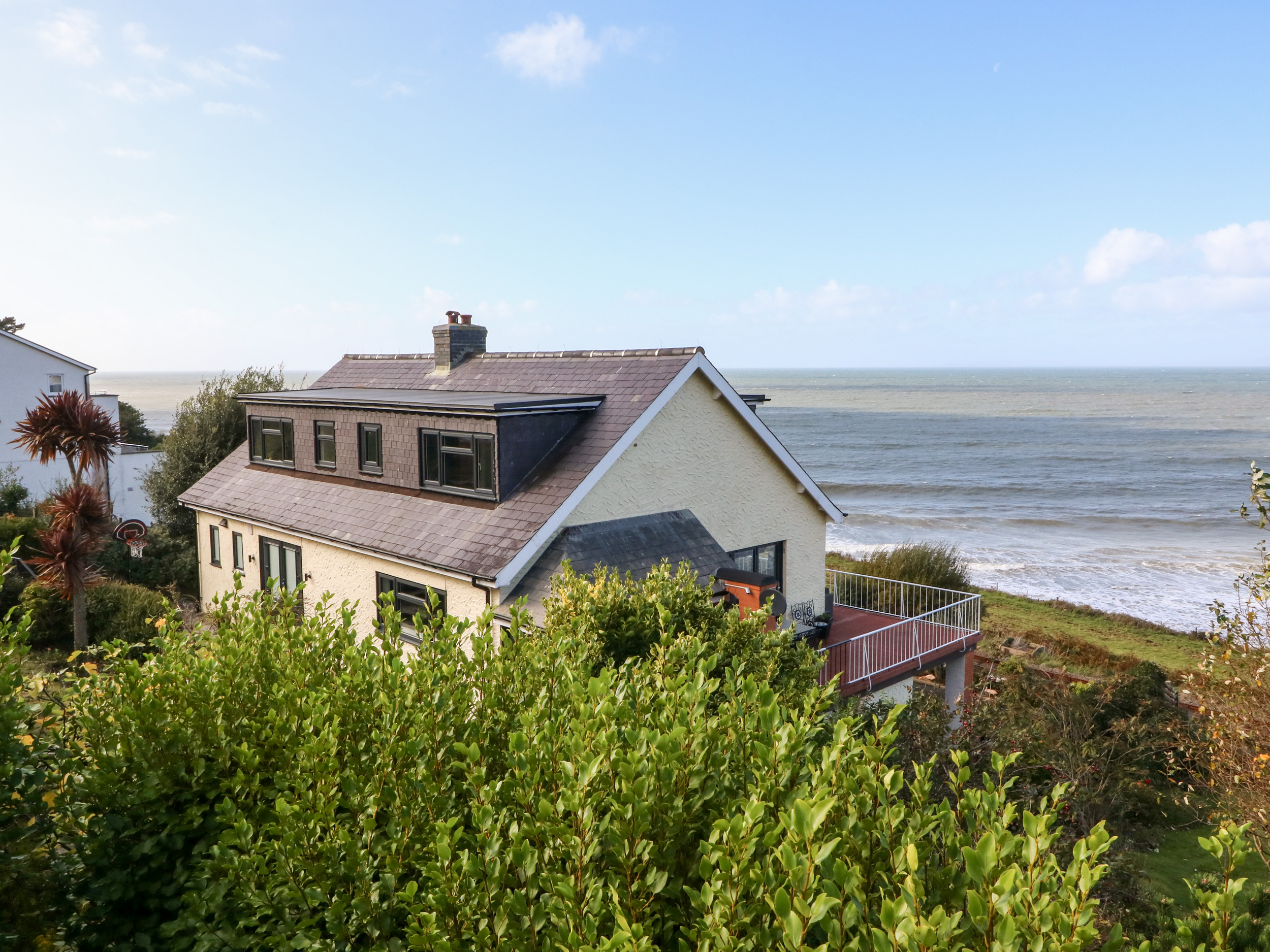 6 bedroom Cottage for rent in Tywyn