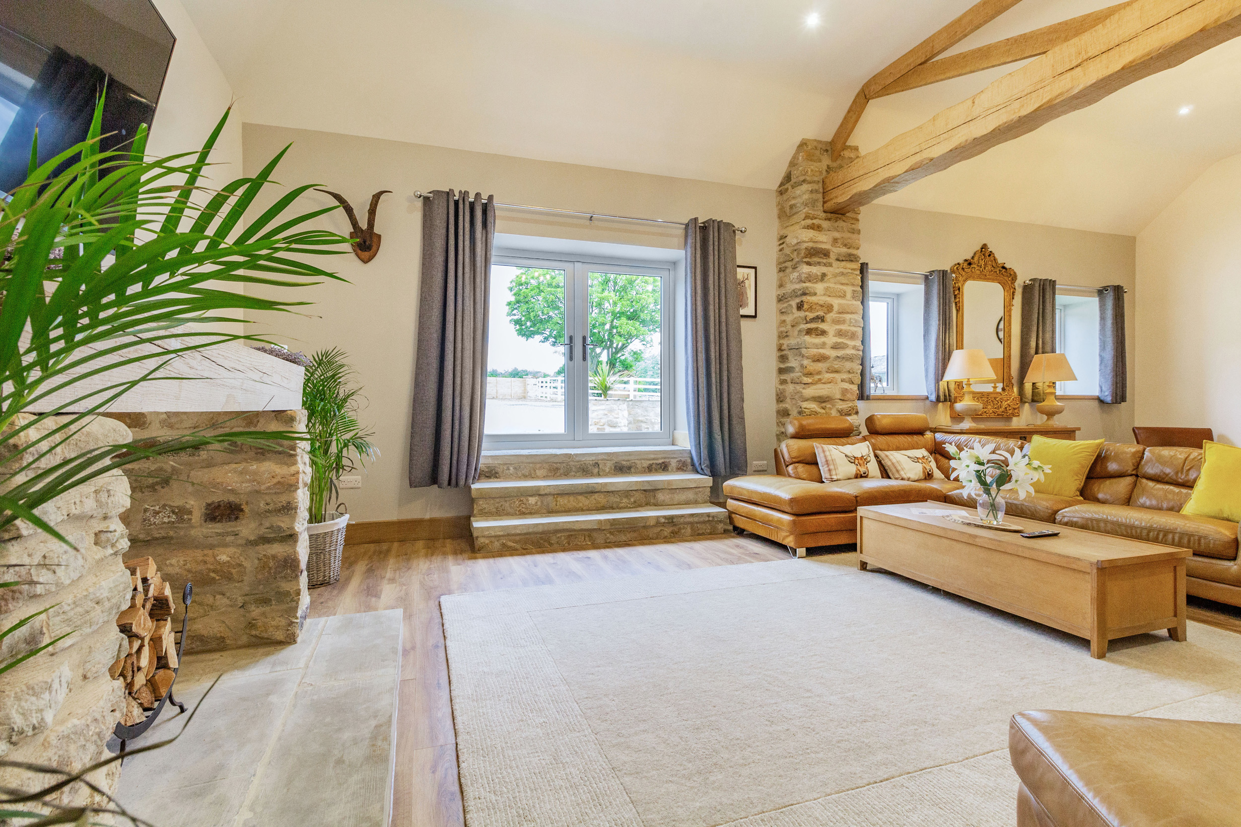 The Dairy, Clay Cross Dog Friendly Holiday Cottage in Peak District