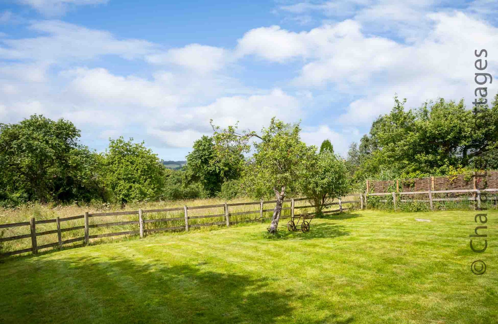 Perry Cottage Dog Friendly Holiday Cottage in Chipping Campden