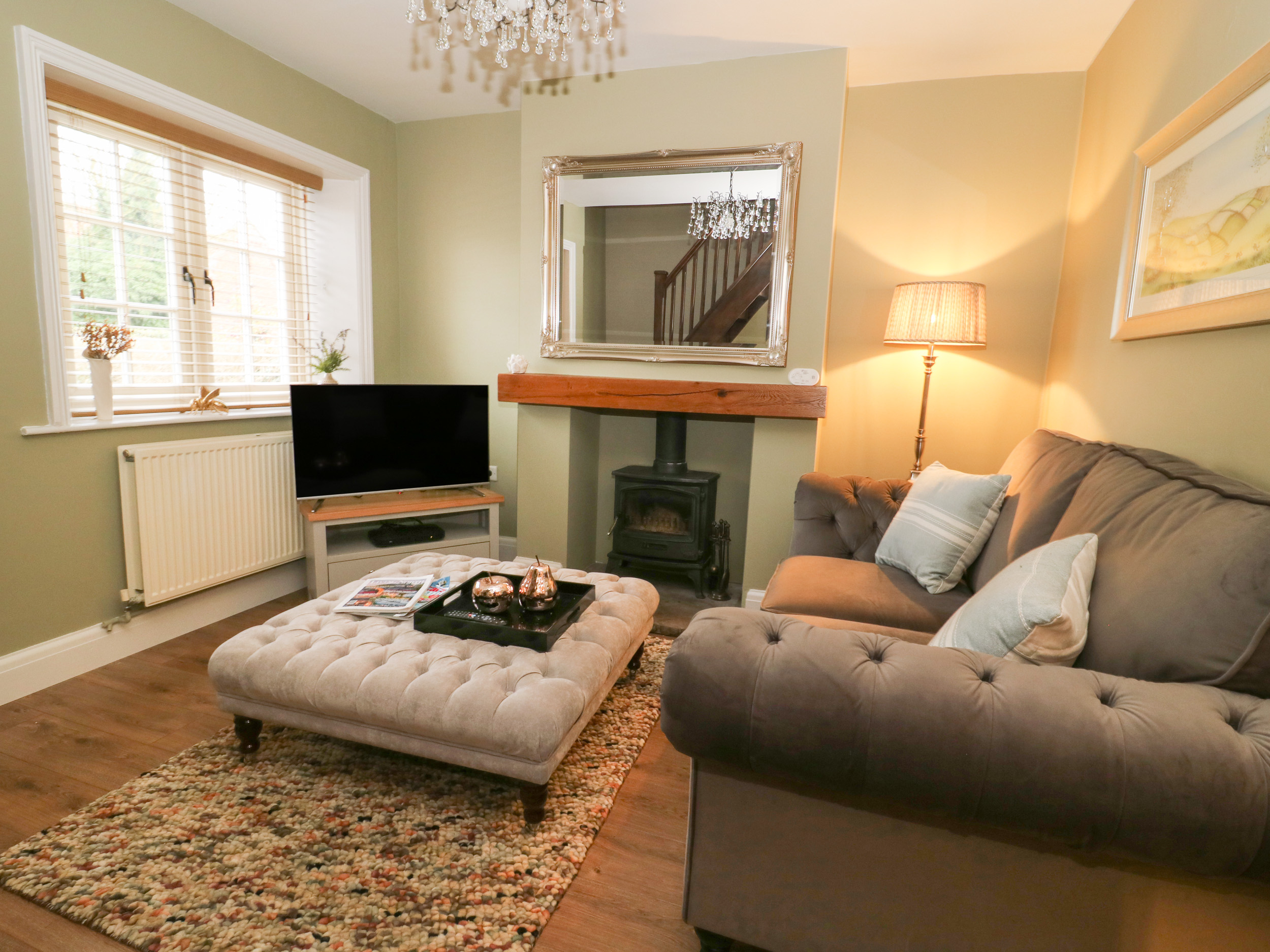 2 Sandringham Cottages, Elloughton Dog Friendly Holiday Cottage in