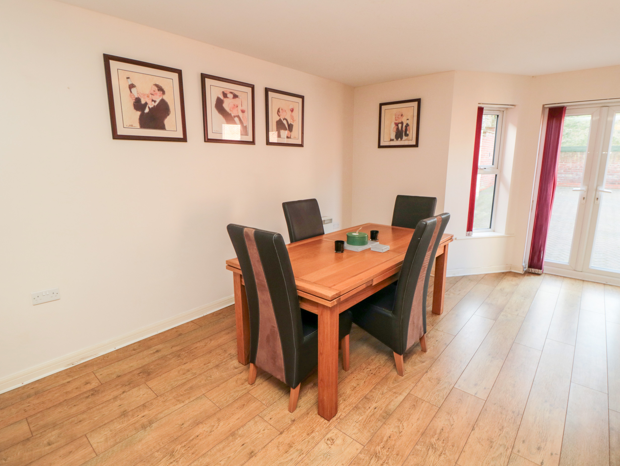 Apartment 1, 19 Cleveland Terrace, Whitby Dog Friendly Holiday
