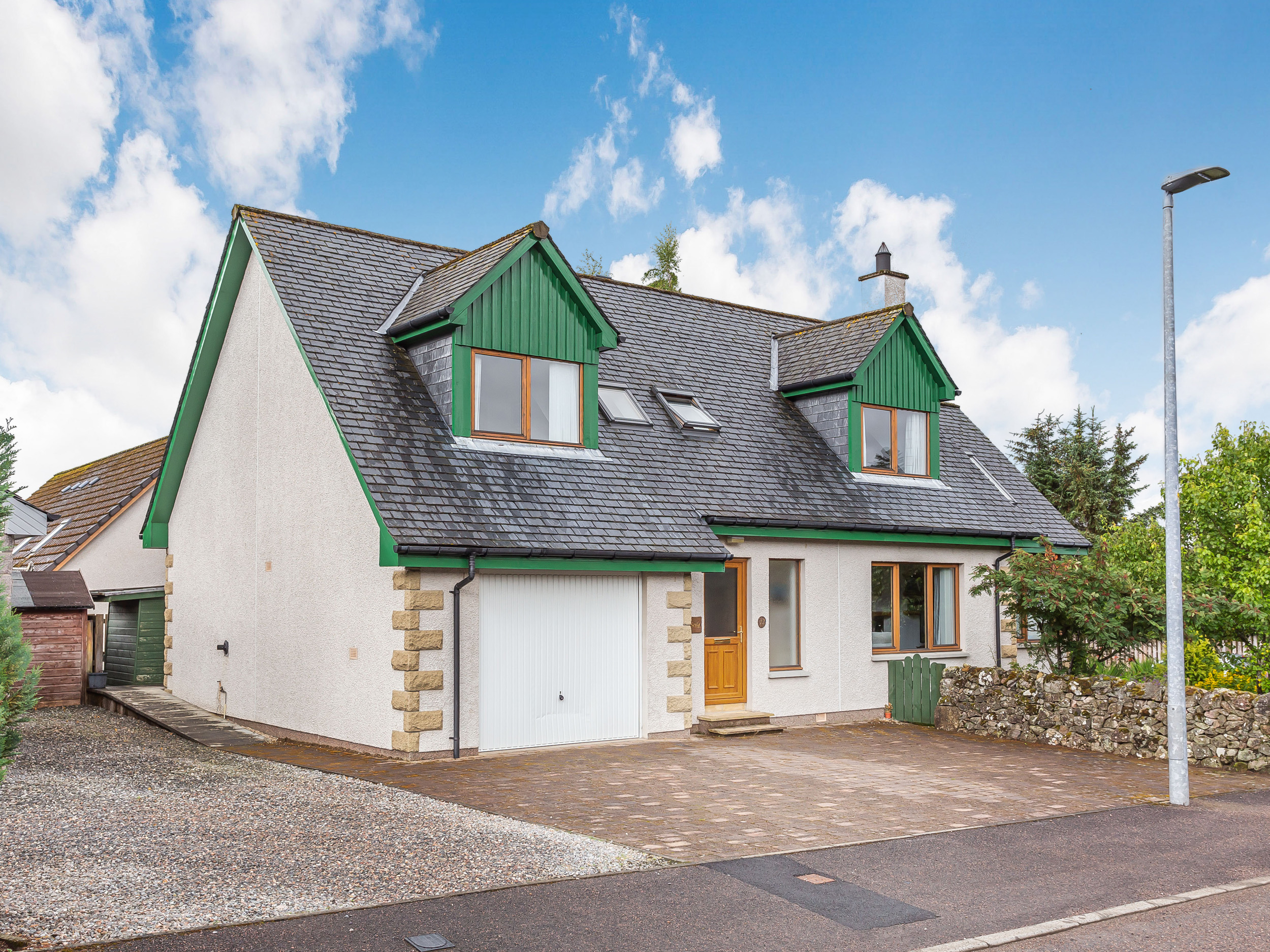 4 bedroom Cottage for rent in Newtonmore