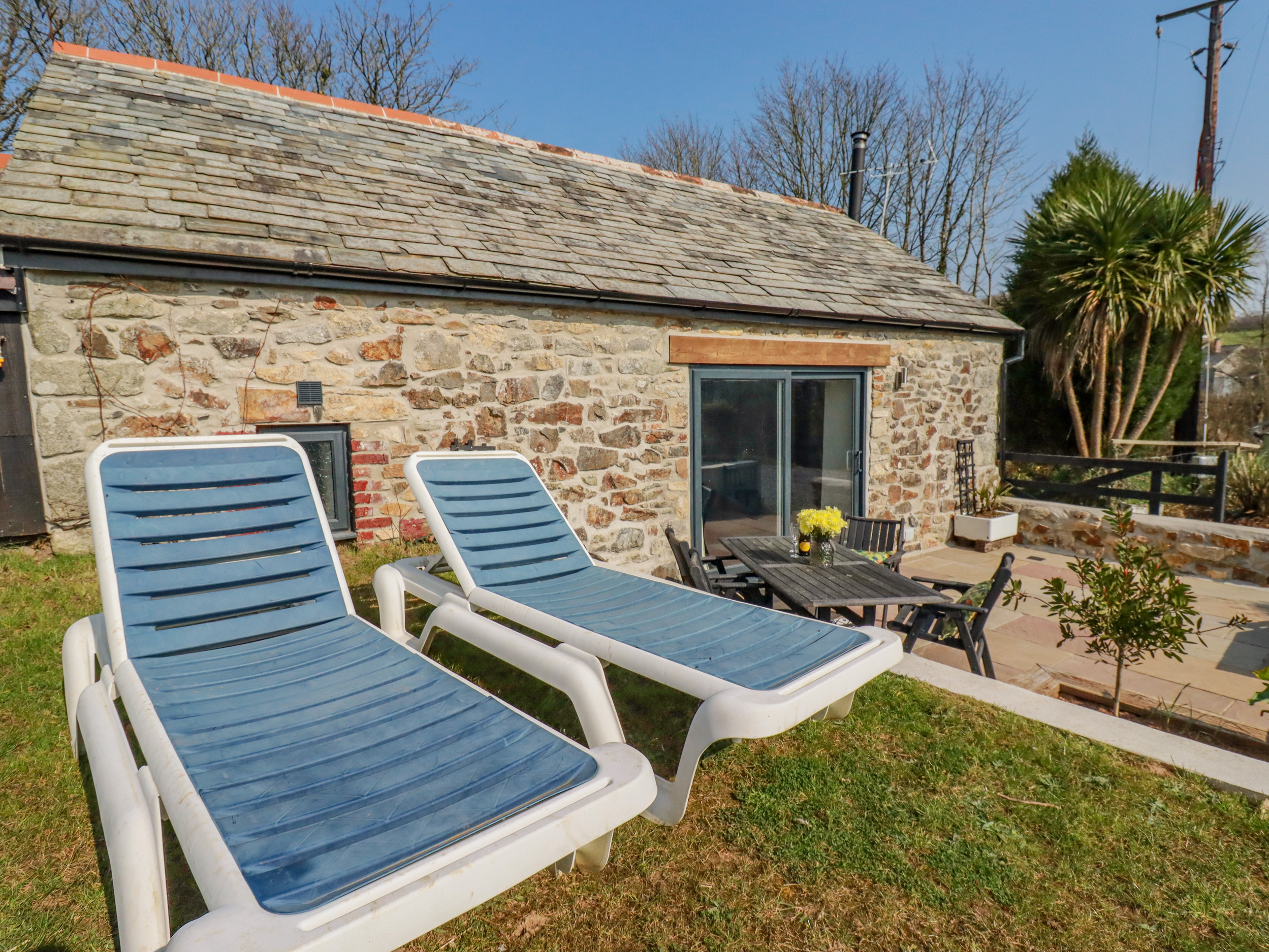 Brannel Cottage, St Stephen Dog Friendly Holiday Cottage in Cornwall