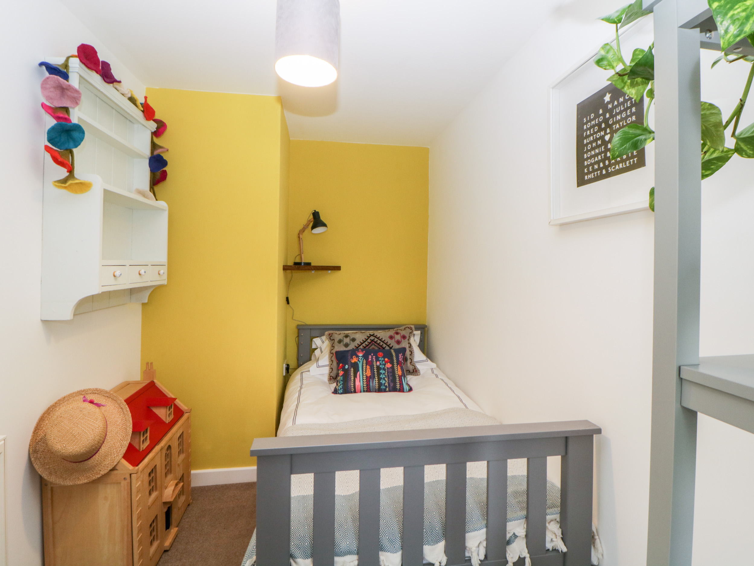 126 Cumber Close, Malborough Dog Friendly Holiday Cottage in Devon