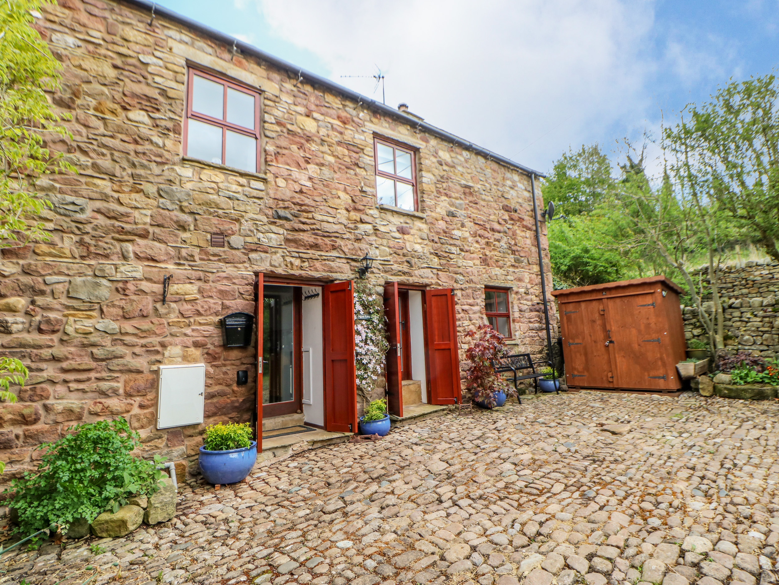 3 bedroom Cottage for rent in Brough