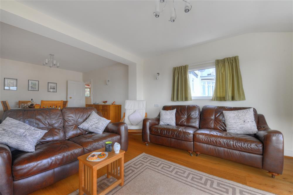 4 bedroom Cottage for rent in Lyme Regis