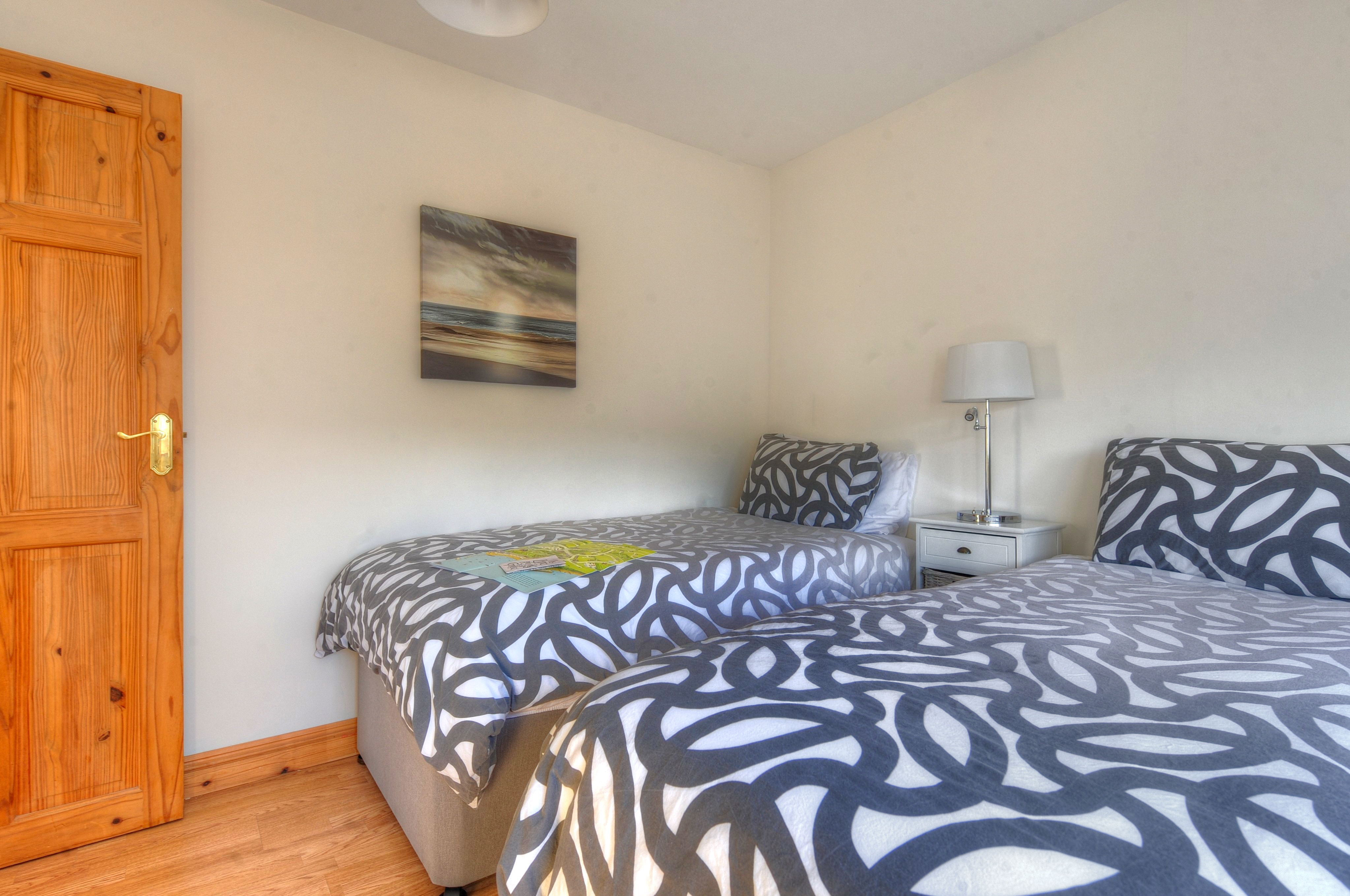 Little Ascot, Lyme Regis Dog Friendly Holiday Cottage in Dorset and