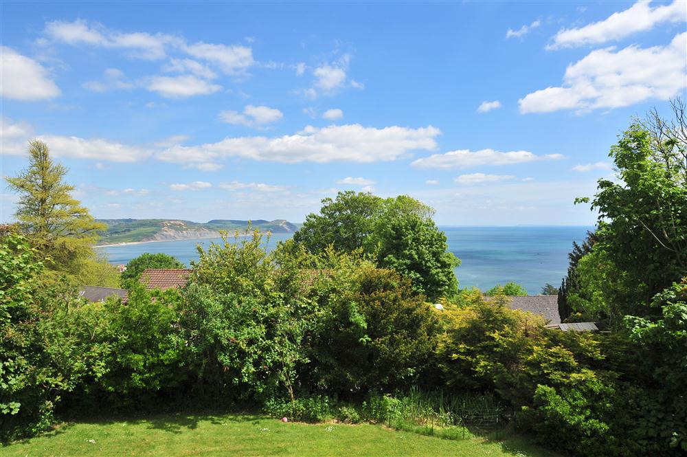 3 bedroom Cottage for rent in Lyme Regis