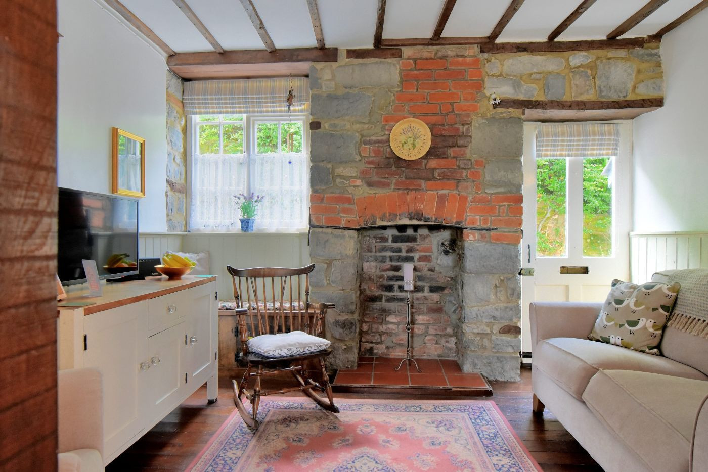 4 bedroom Cottage for rent in Lyme Regis