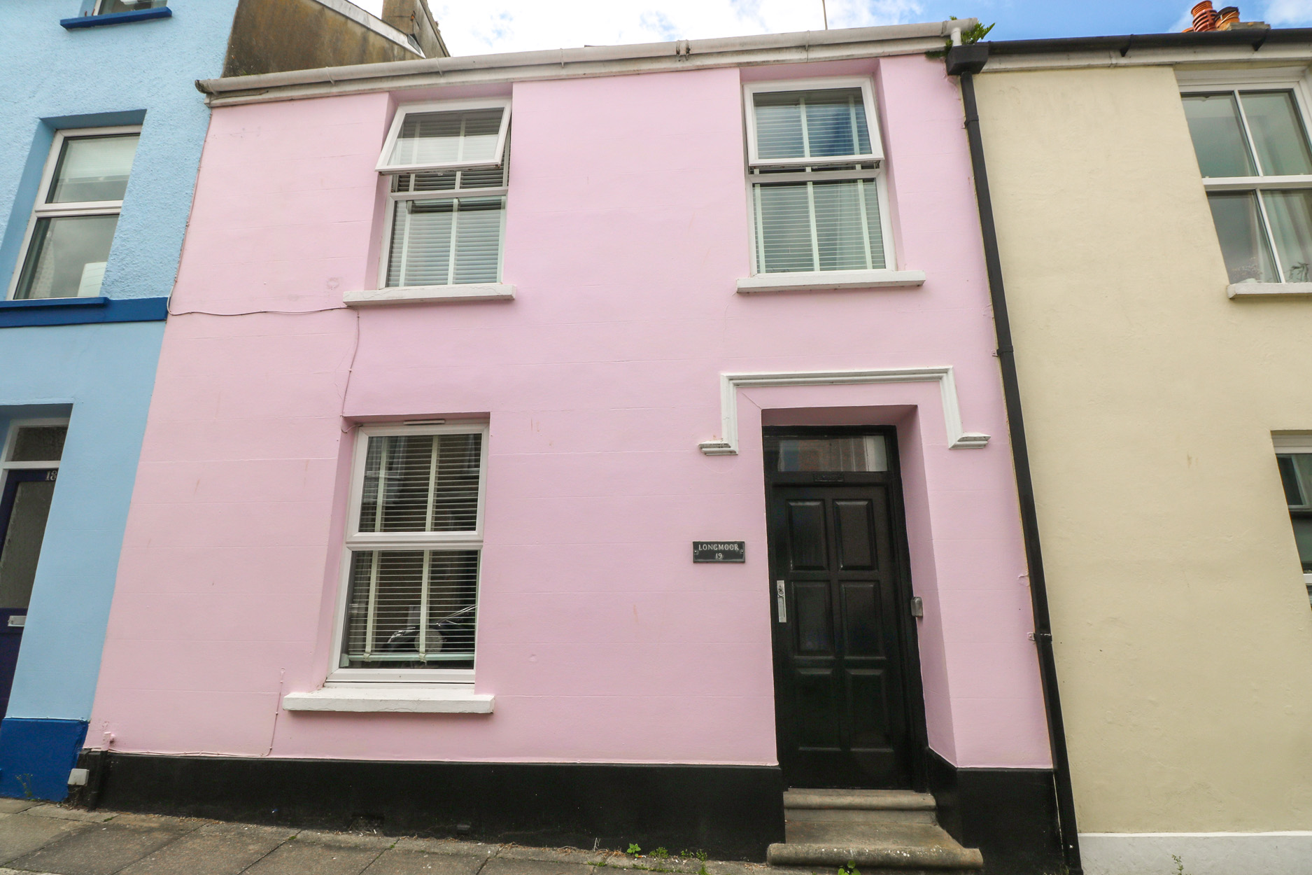 3 bedroom Cottage for rent in Tenby