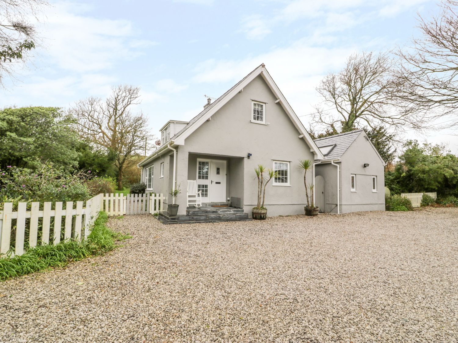 4 bedroom Cottage for rent in Abersoch
