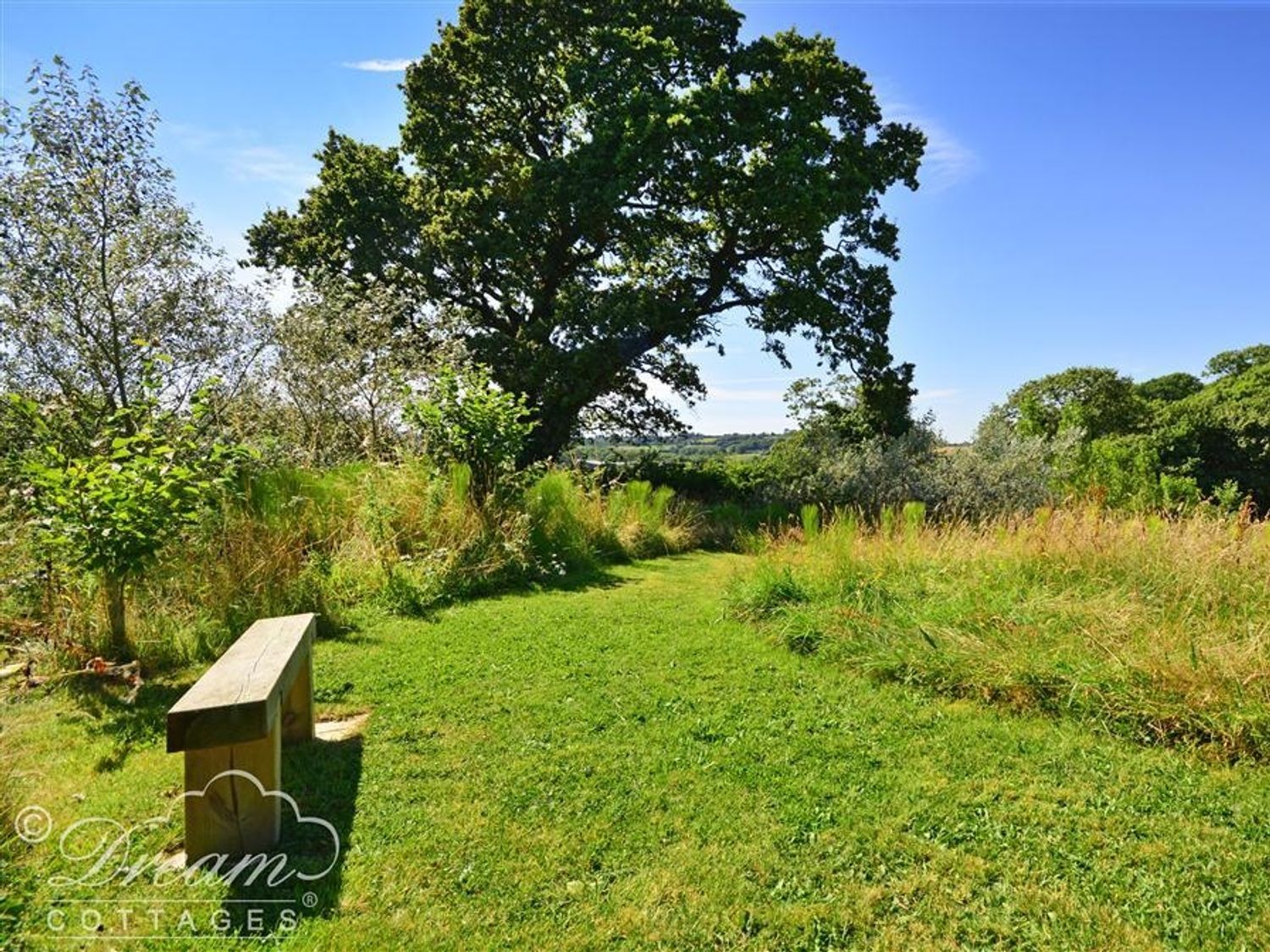 The Granary Dog Friendly Holiday Cottage in Mosterton Dorset and