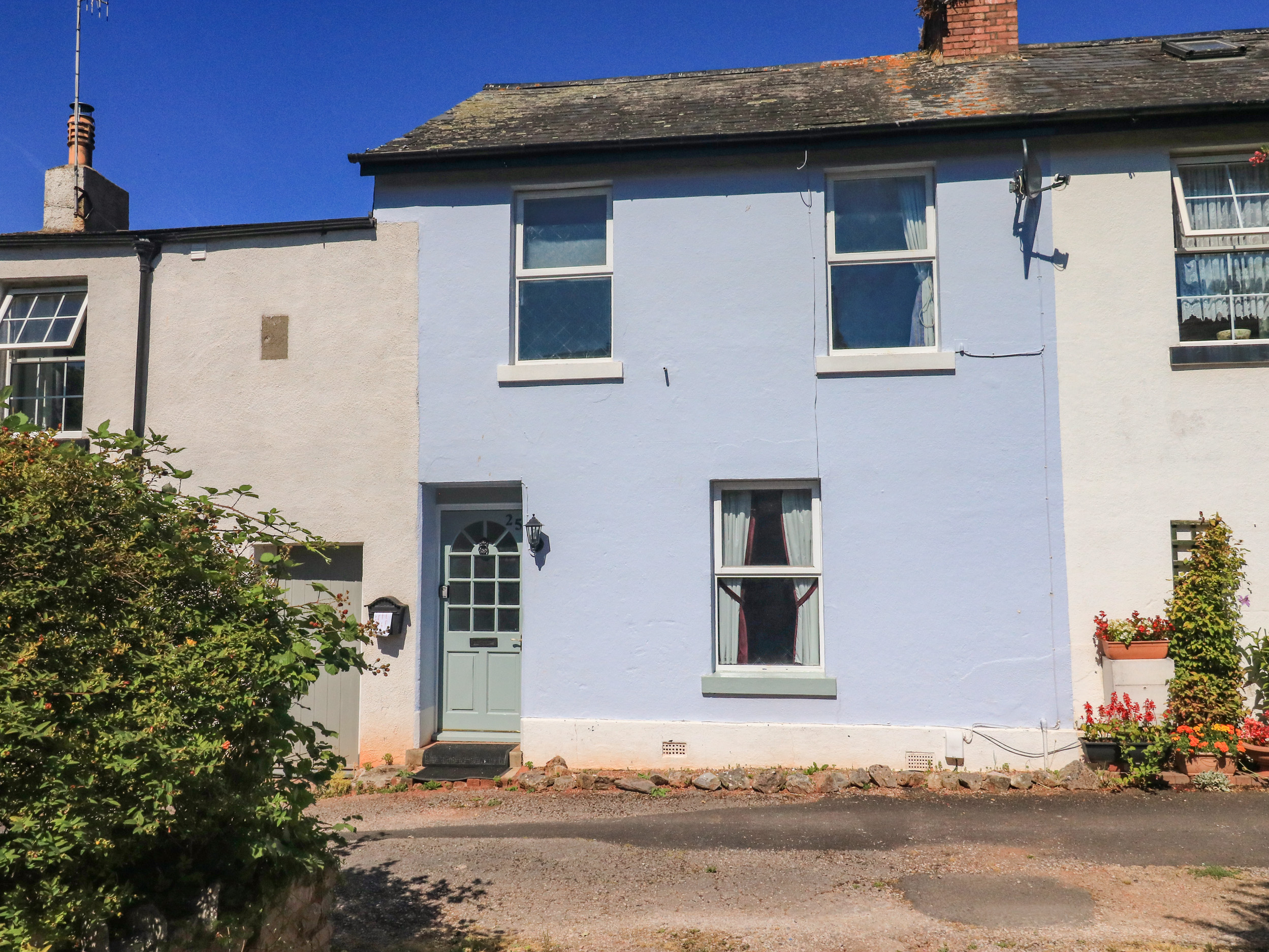 2 bedroom Cottage for rent in Newton Abbot
