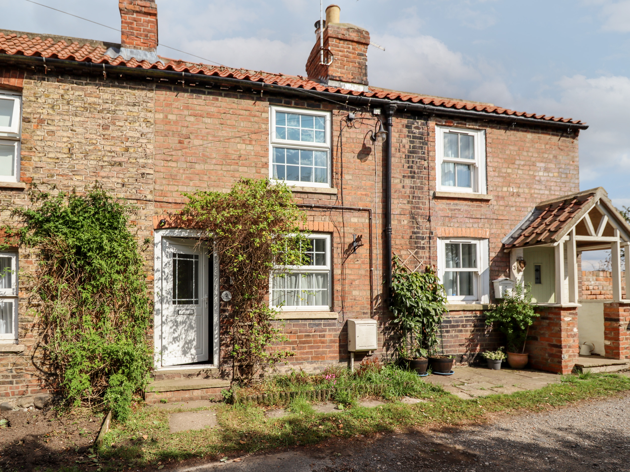 Hornsea Cottage, Leven Near Beverley Dog Friendly Holiday Cottage in