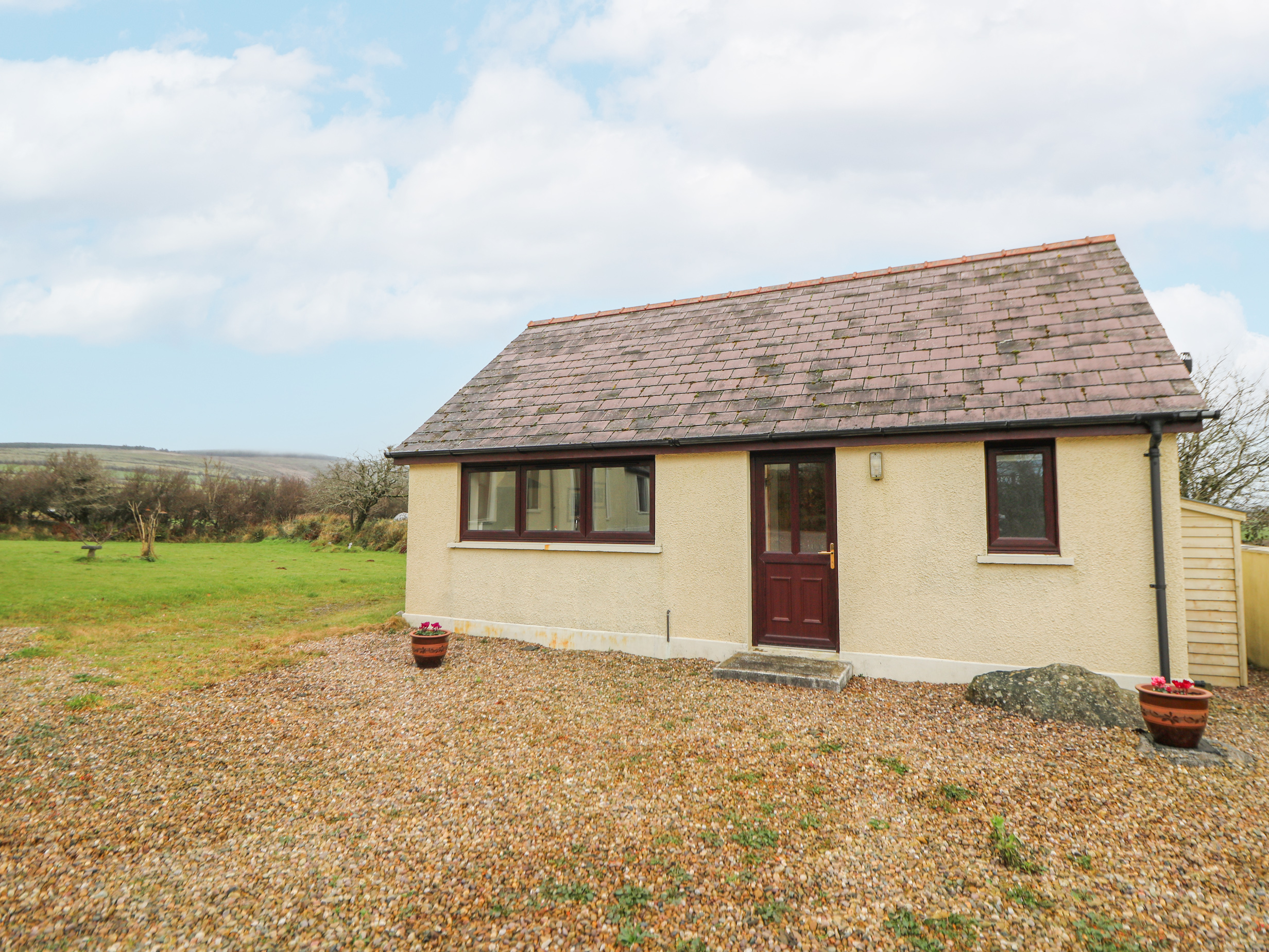 1 bedroom Cottage for rent in Maenclochog