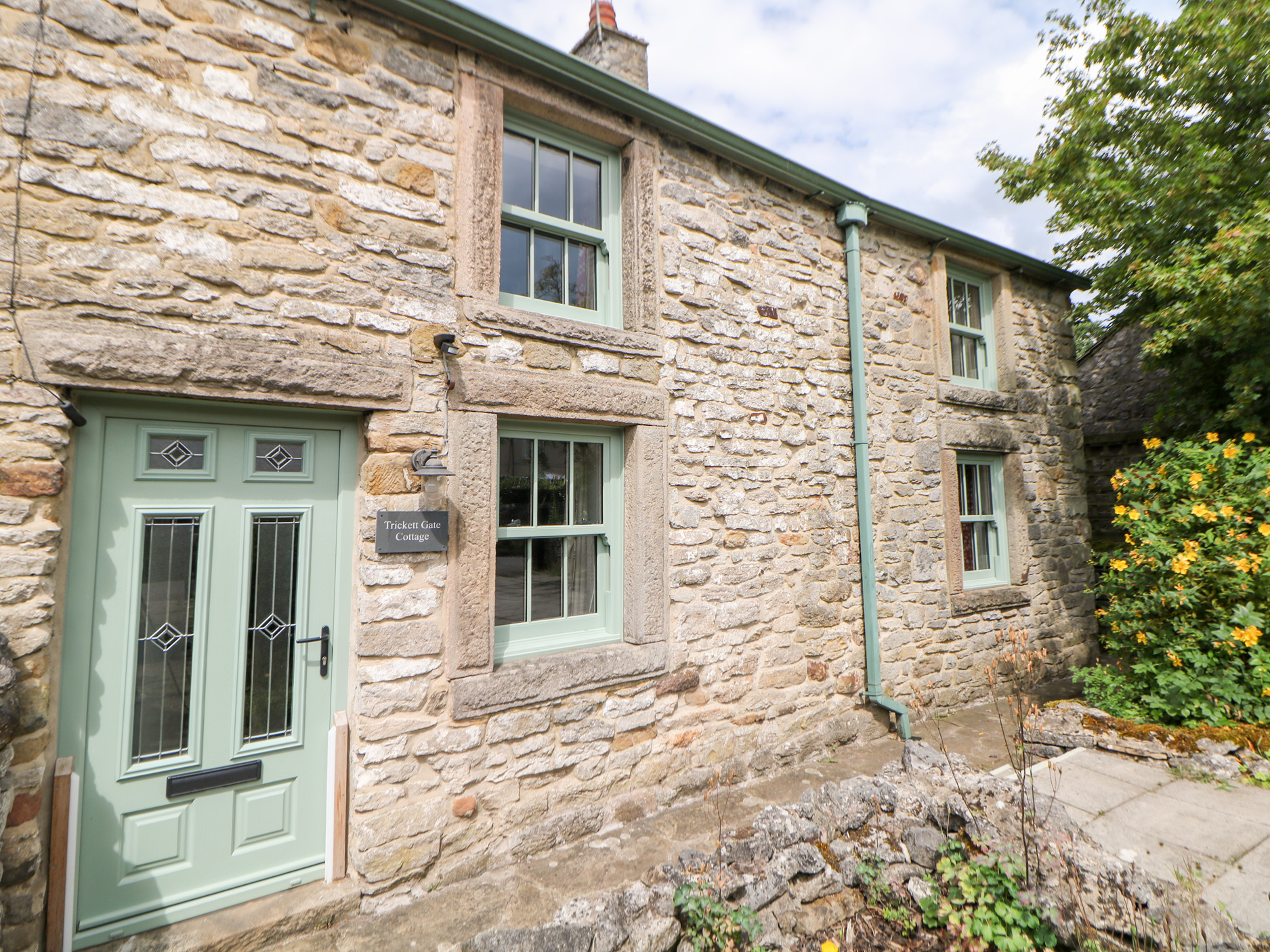 3 bedroom Cottage for rent in Castleton