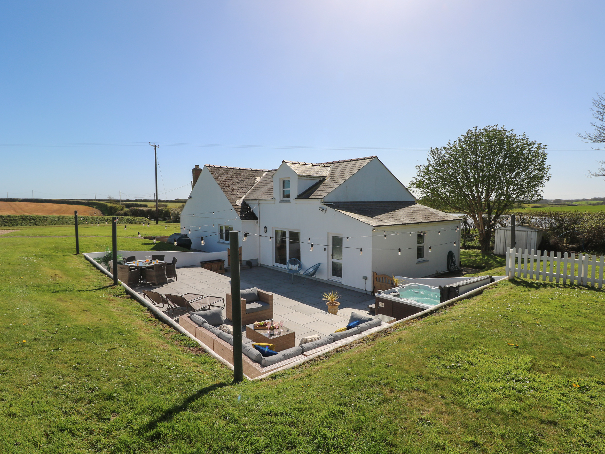 5 bedroom Cottage for rent in Milford Haven
