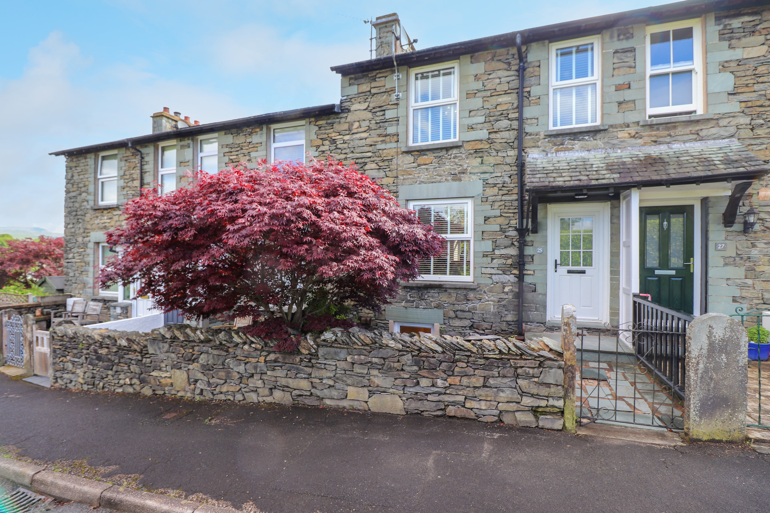 3 bedroom Cottage for rent in Bowness
